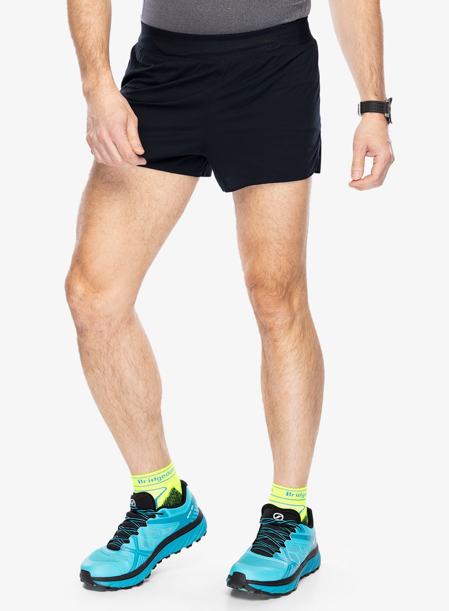 Tekaške kratke hlače Under Armour Lighter Than Air Short - black/lime surge