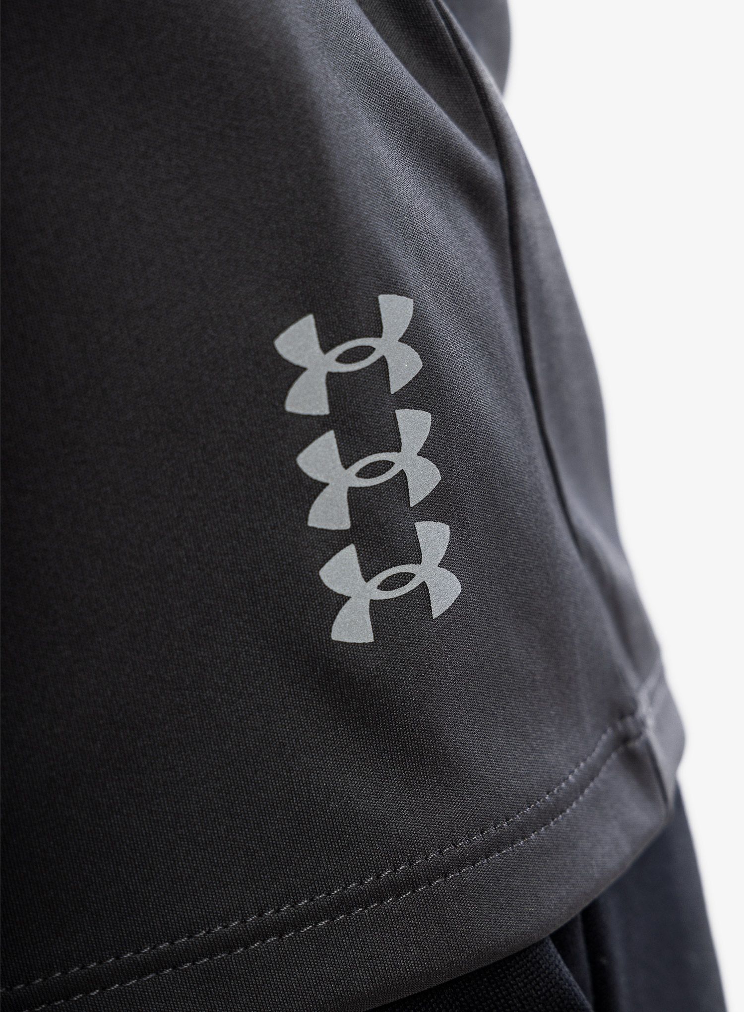 Majica za trening Under Armour UA Terrain Shortsleeve - jet gray/reflective