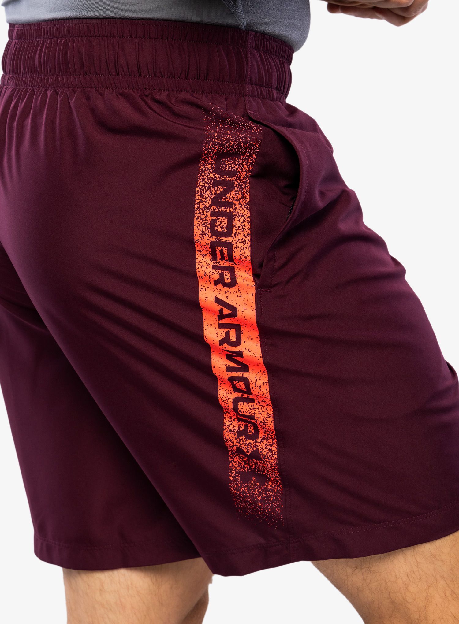 Moške kratke hlače Under Armour Woven Graphic Shorts - dark maroon/beta