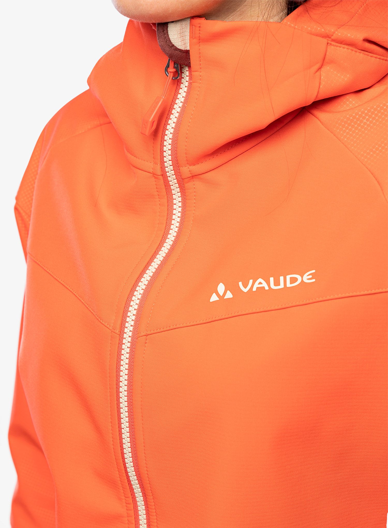 Ženska jakna Vaude All Year Elope Softshell Jacket - flame