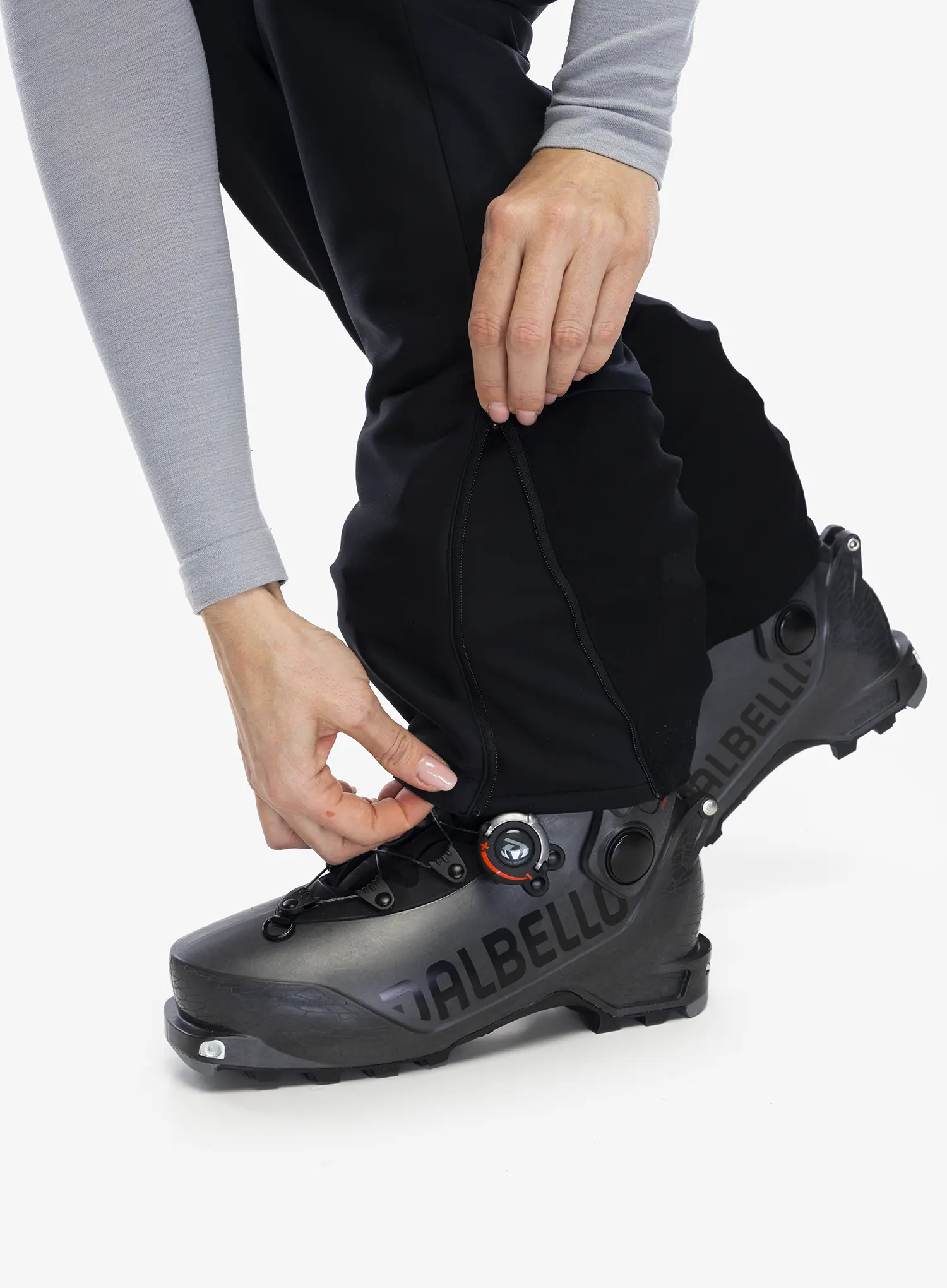 Ženske softshell hlače Vaude Larice Core Pants - black