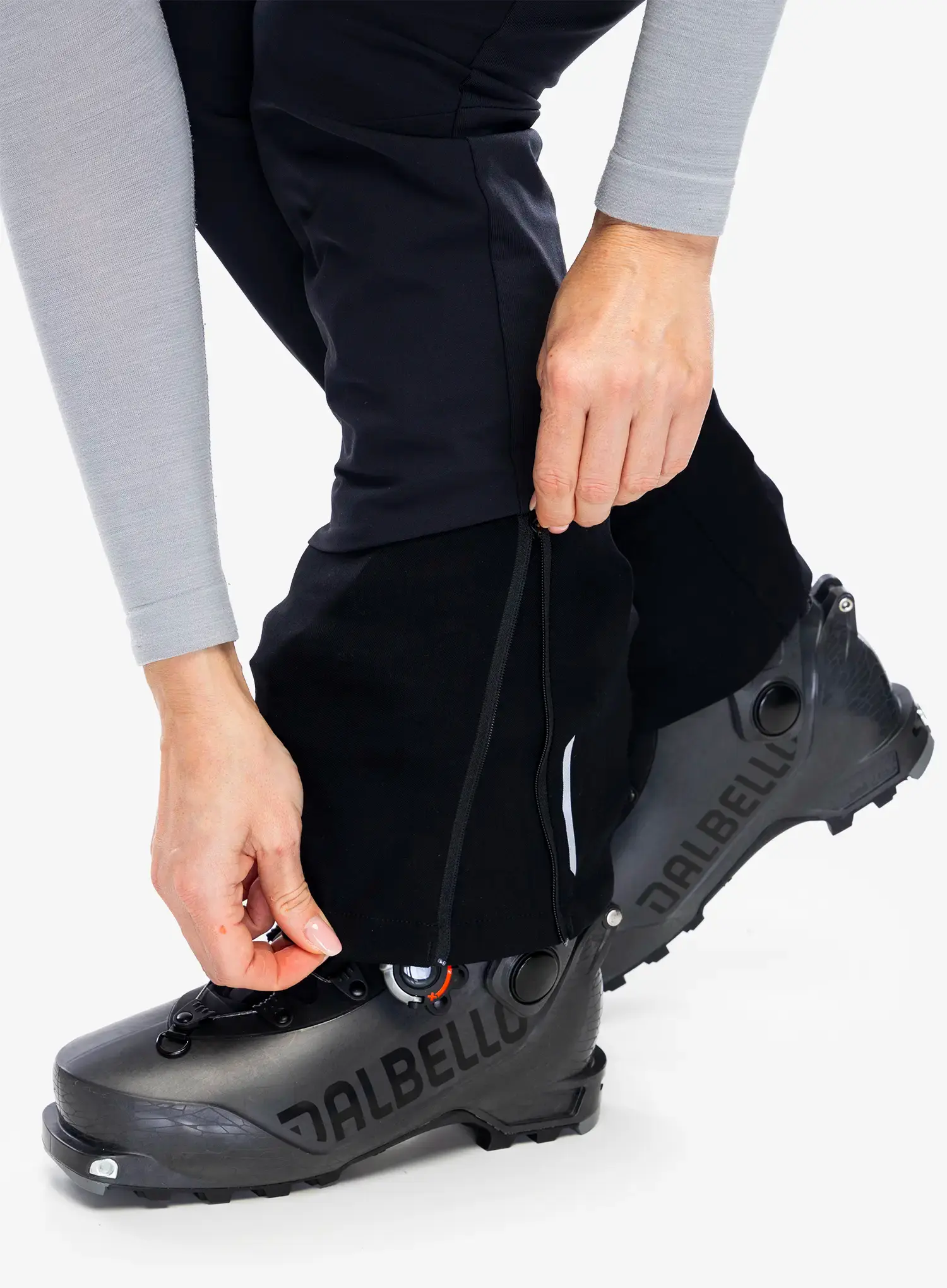 Ženske softshell hlače Vaude Larice Light Pants III - black