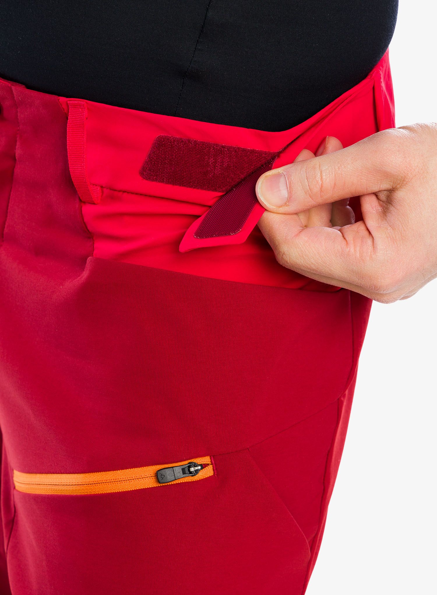 Pohodniške kratke hlače Vaude Tekoa Shorts III - carmine