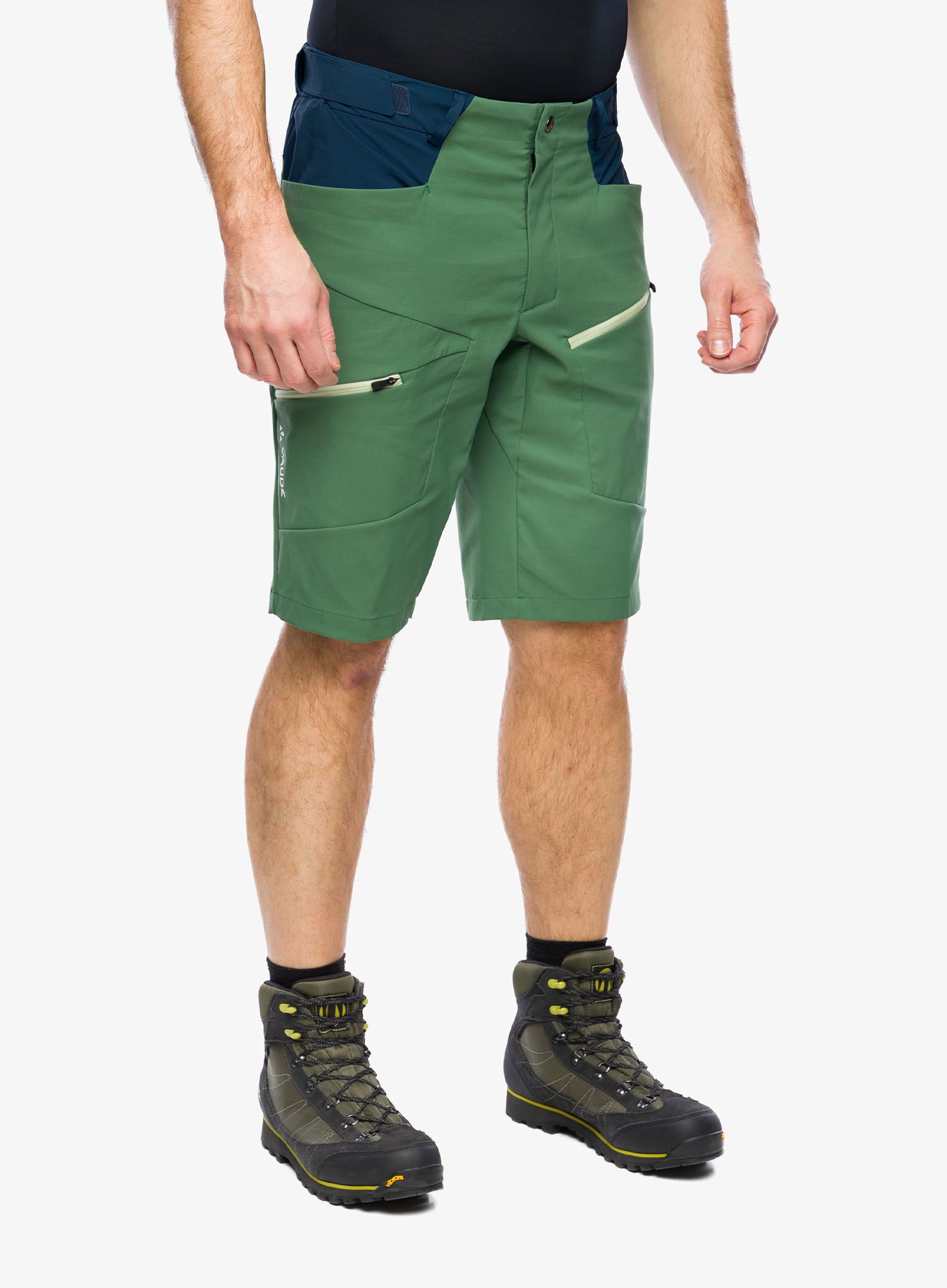 Pohodniške kratke hlače Vaude Tekoa Shorts III - woodland/dark sea