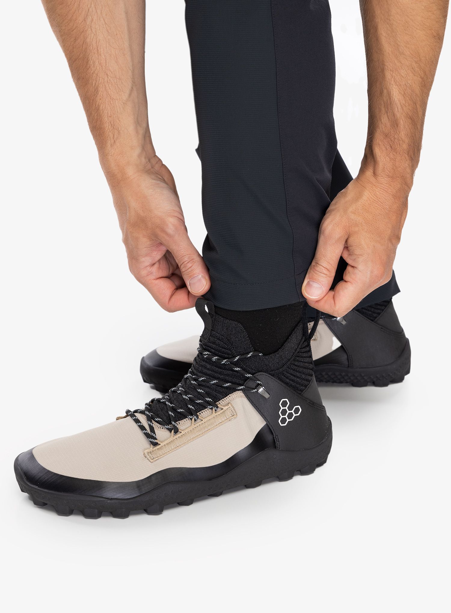 Pohodniški čevlji Vivobarefoot Magna Lite WR SG - trench coat