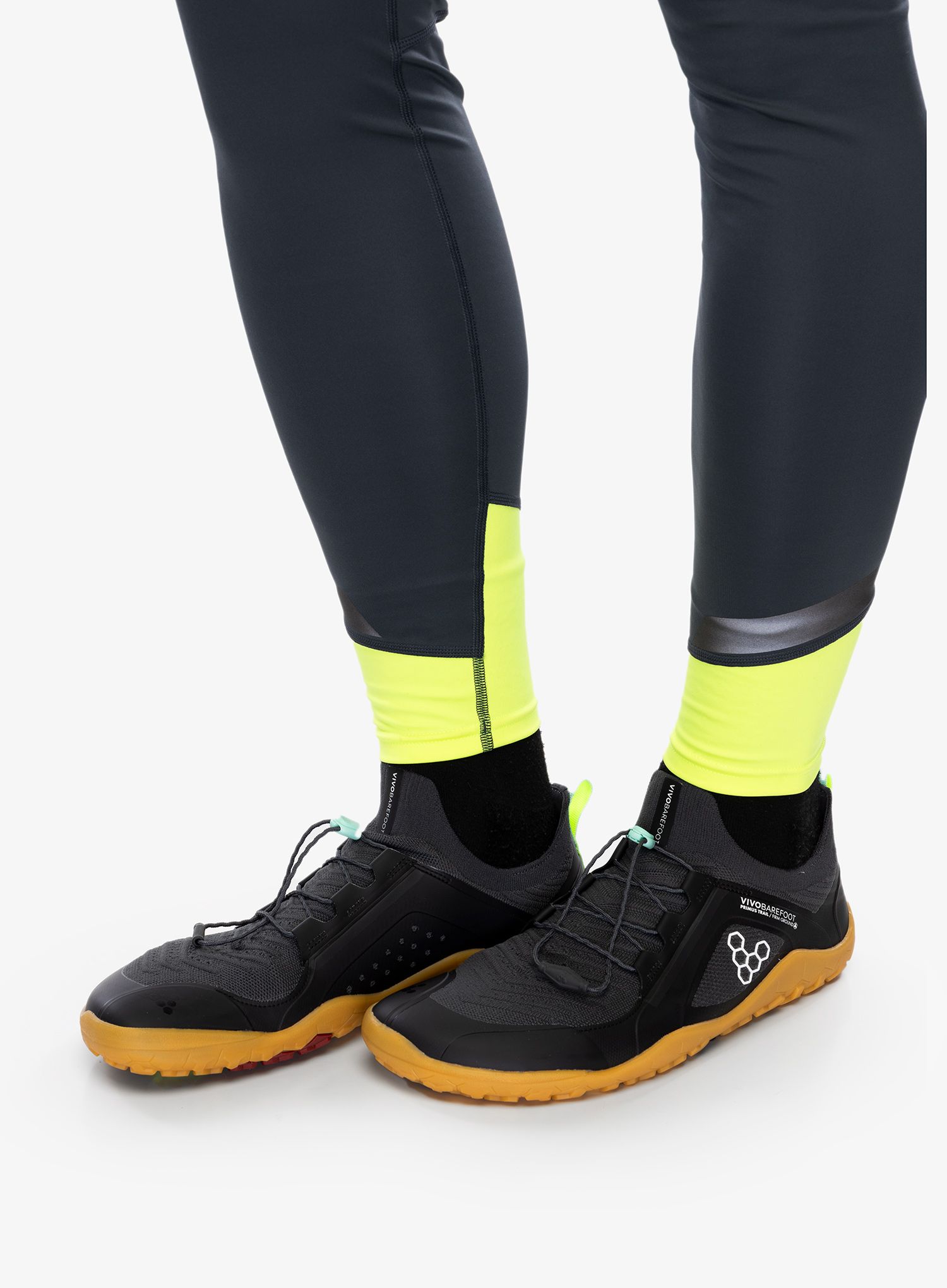 Trail tekaški čevlji Vivobarefoot Primus Trail Knit FG - graphite/gum