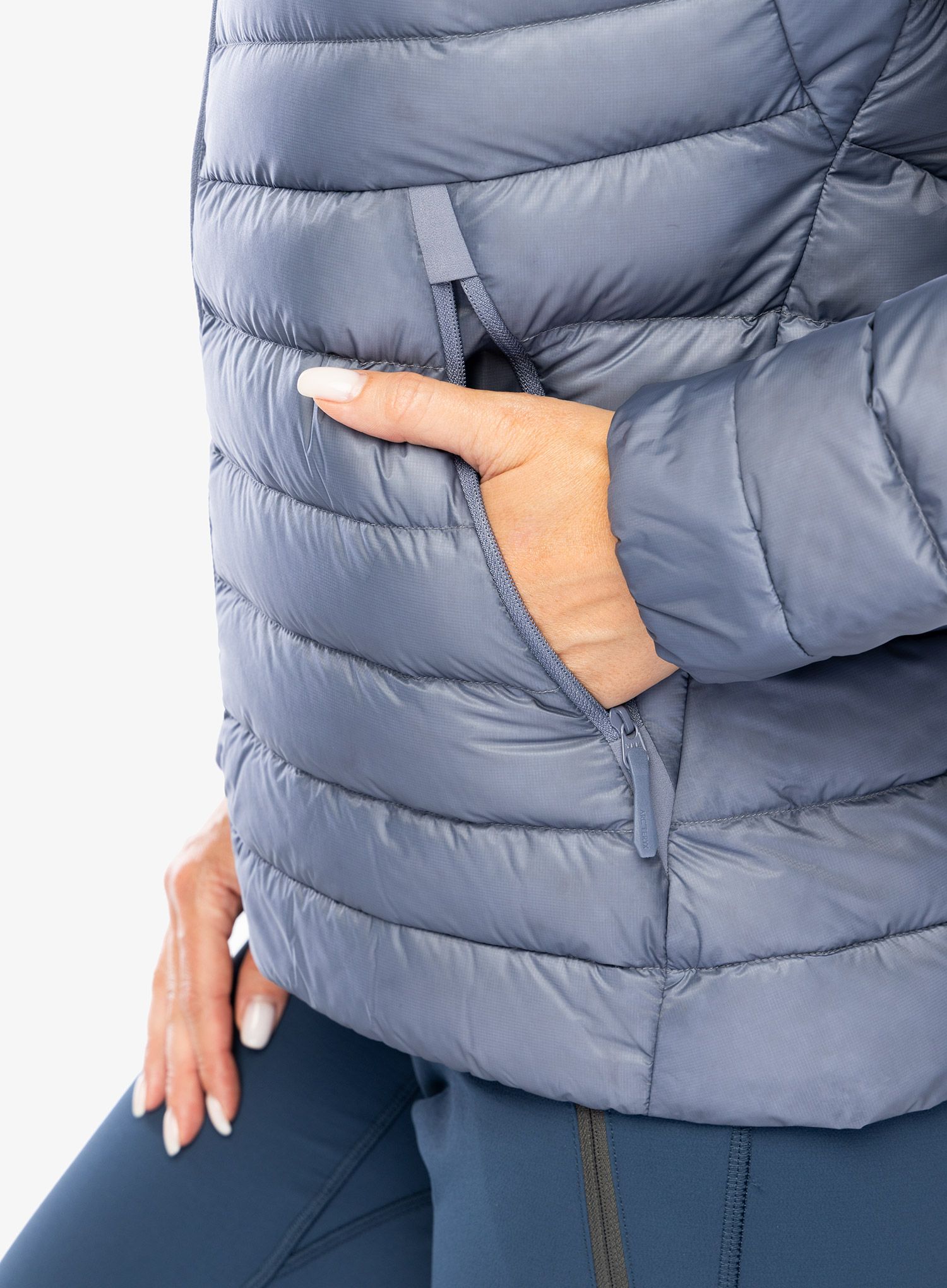 Ženska puhovka Arcteryx Cerium Hoody - stratus
