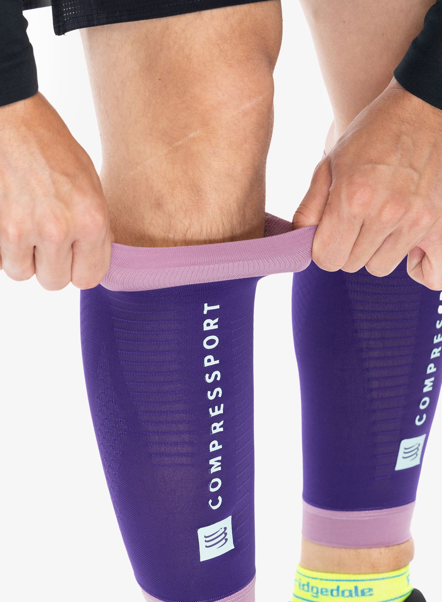 Kompresijske nogavice Compressport R2 3.0 - purple/grape