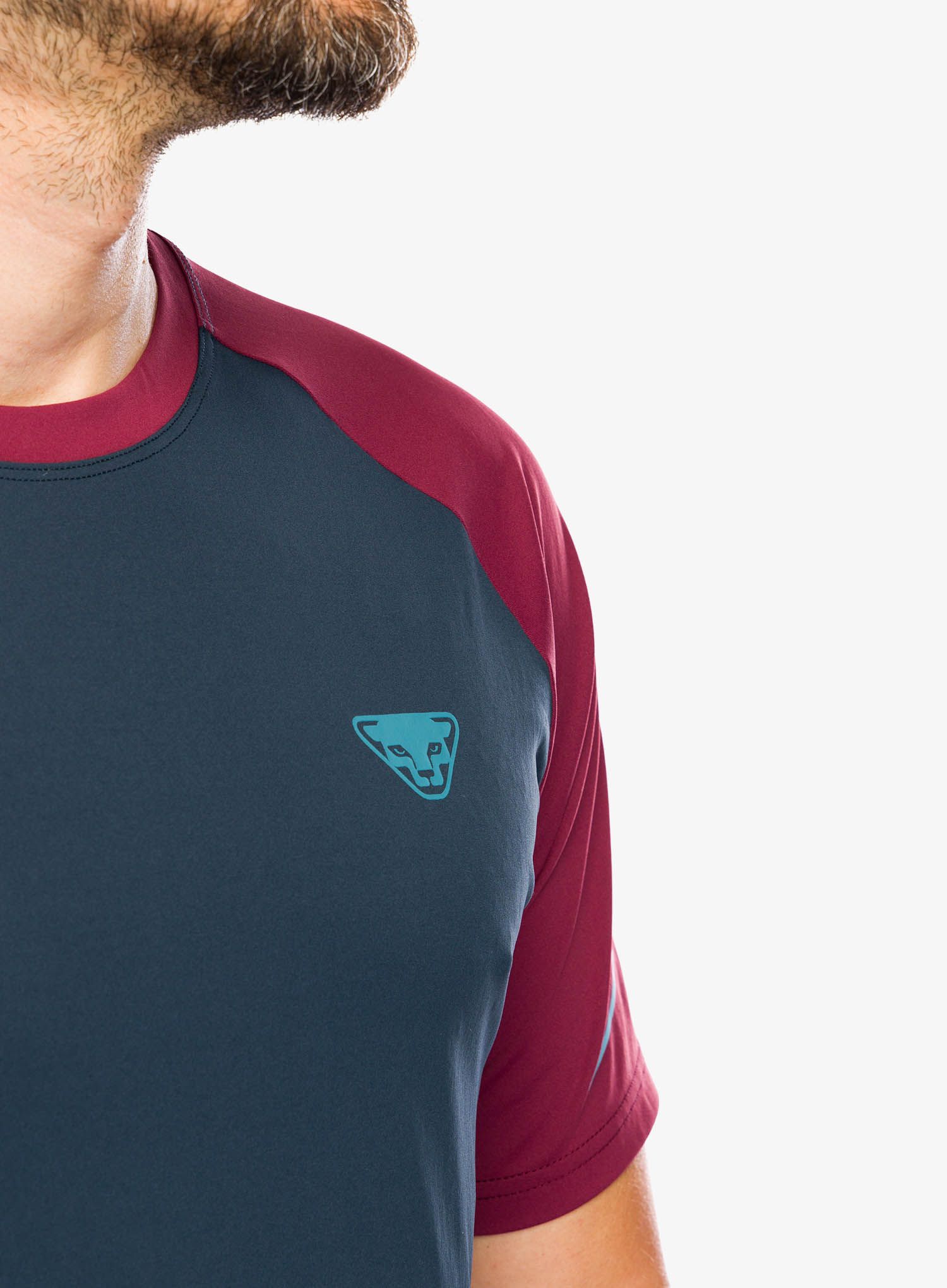 Športna majica Dynafit Alpine Pro S/S Tee - blueberry/burgundy