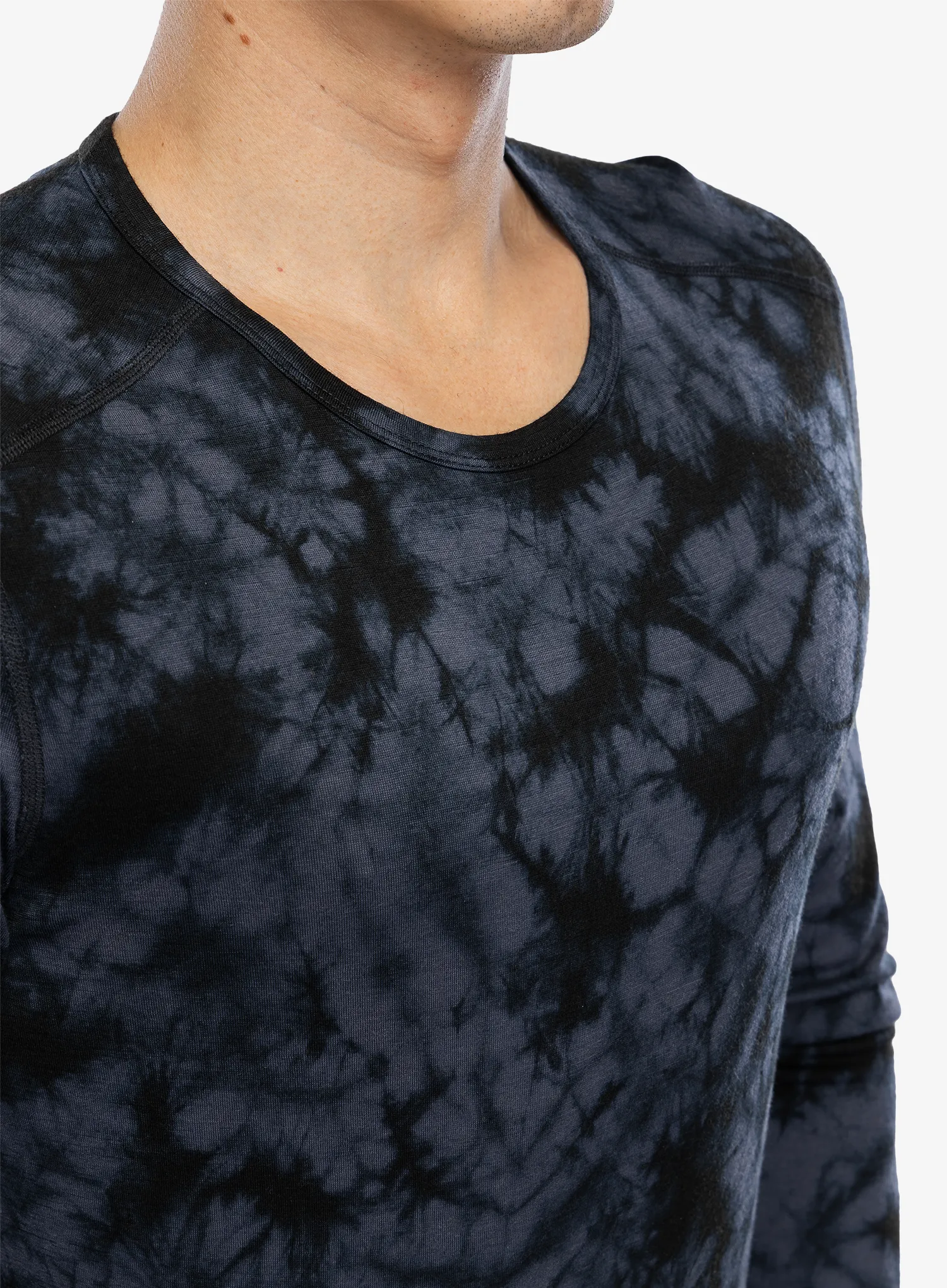Termo flis jopa Icebreaker Merino 200 Oasis LS Crewe Cloud Dye - graphite/black/cd