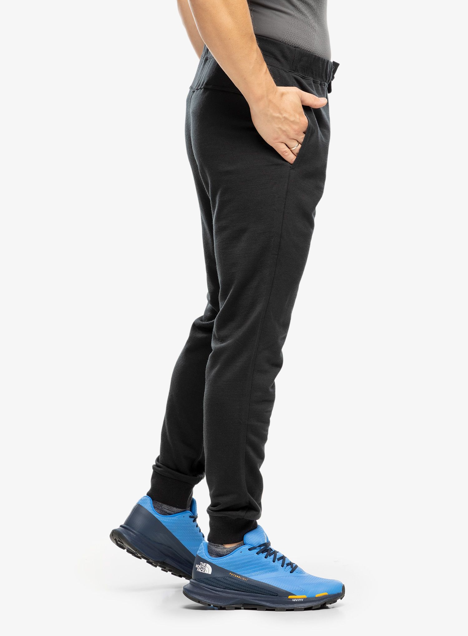 Pohodniške hlače Icebreaker Merino Shifter II Pants - black