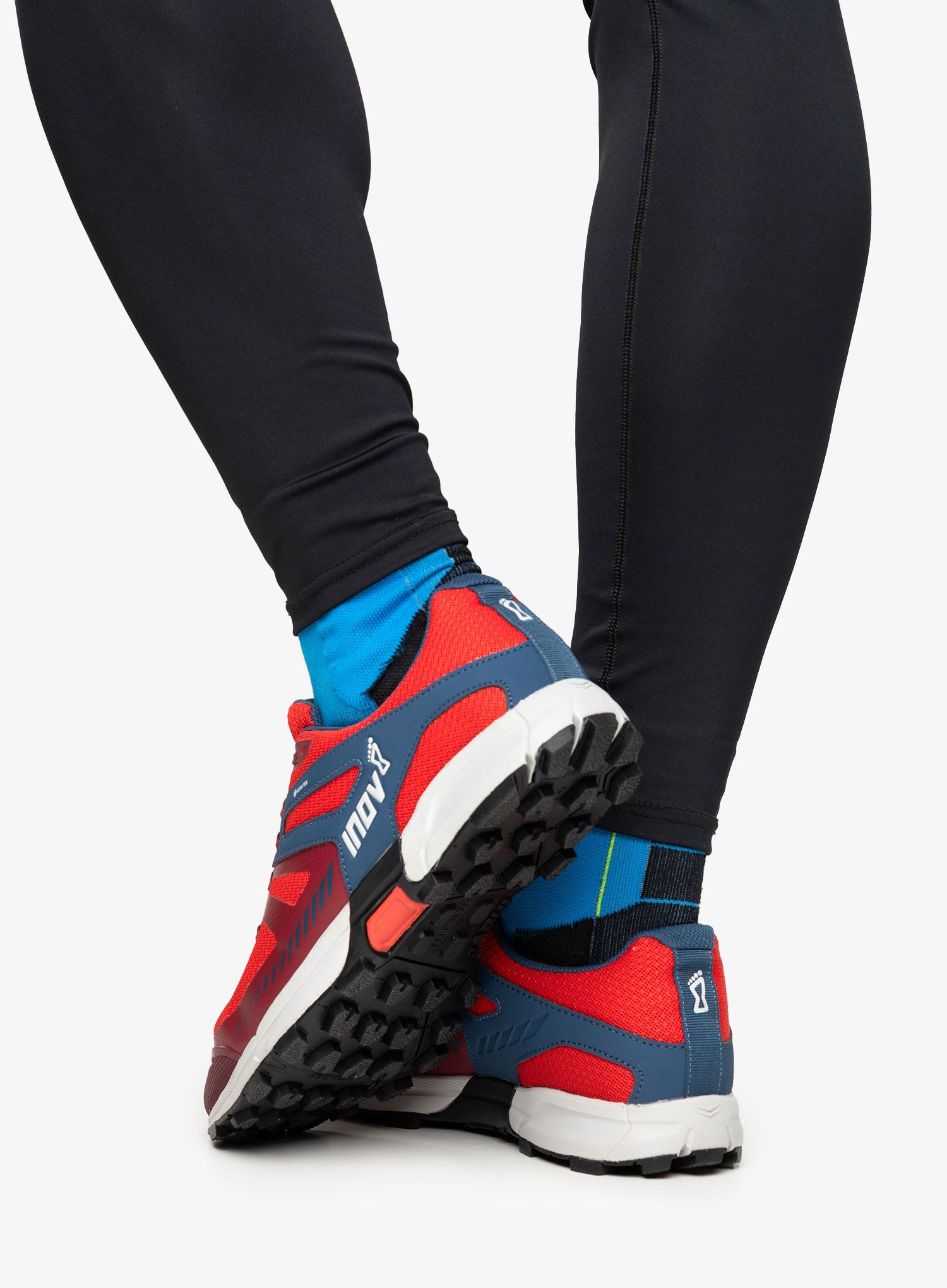 GORE TEX čevlji Inov-8 Roclite G 315 GTX V2 - red/navy