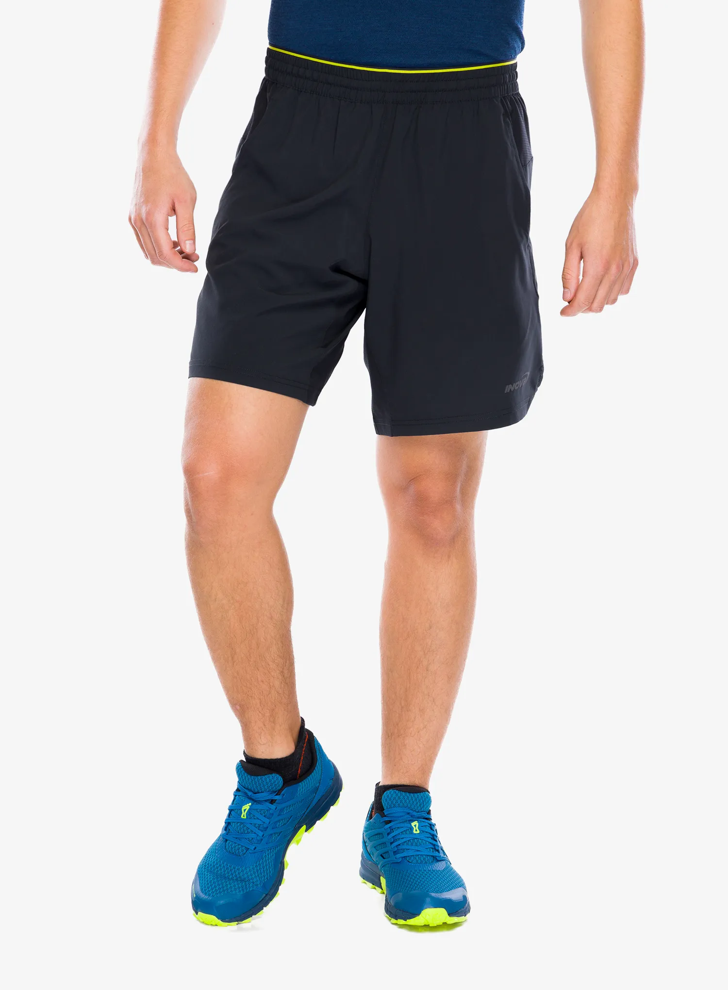 Tekaške kratke hlače Inov-8 Train Lite 9 Short - black/black