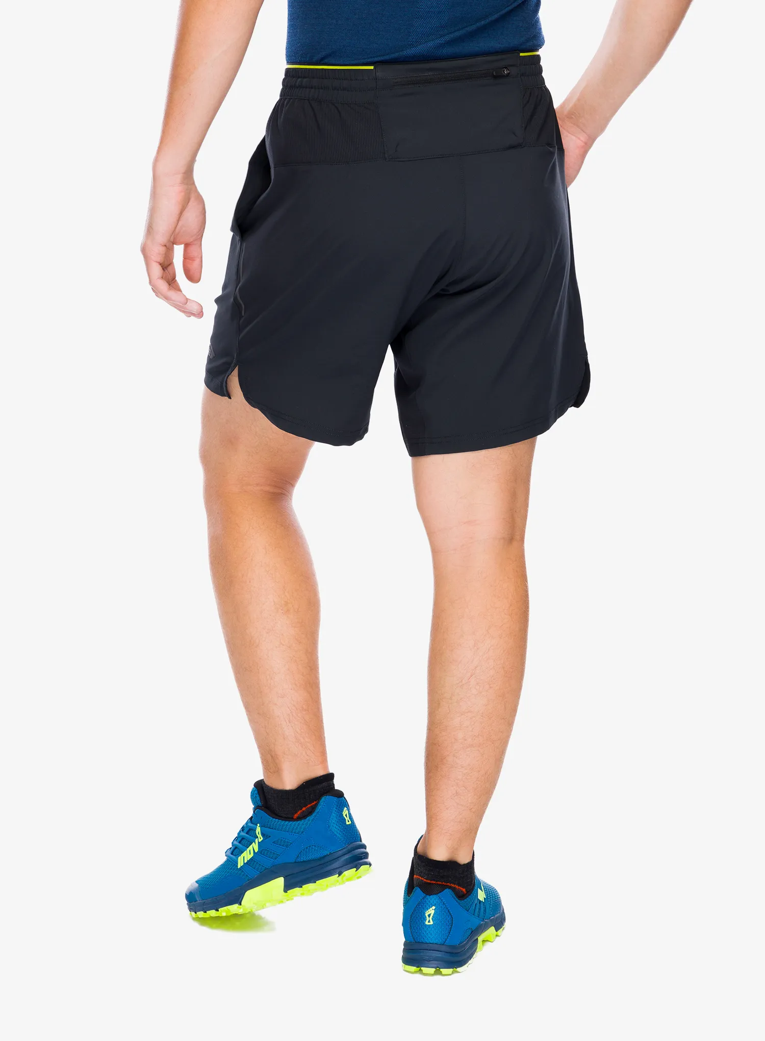 Tekaške kratke hlače Inov-8 Train Lite 9 Short - black/black