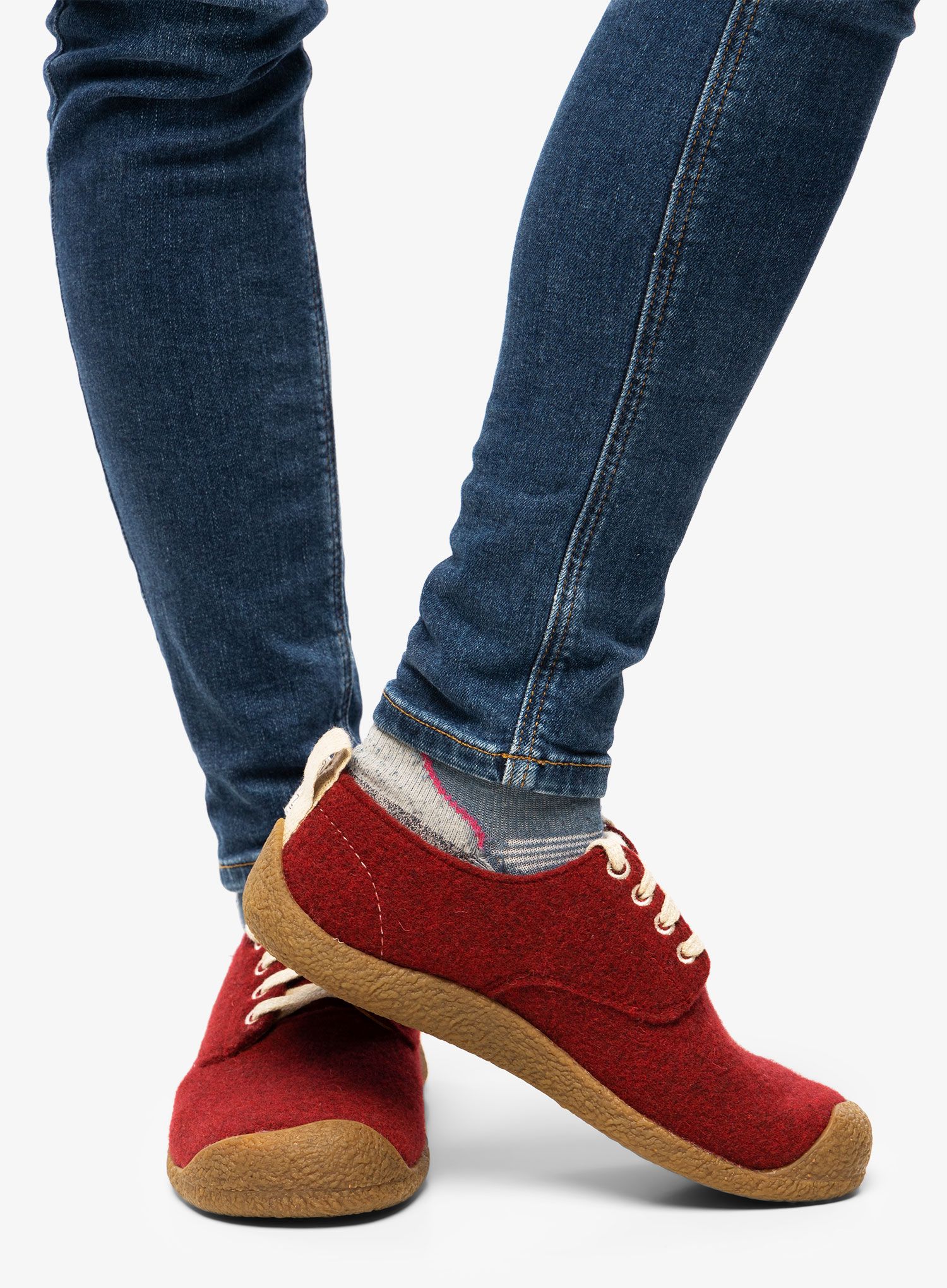 Ženski čevlji Keen Mosey Derby - red felt/birch
