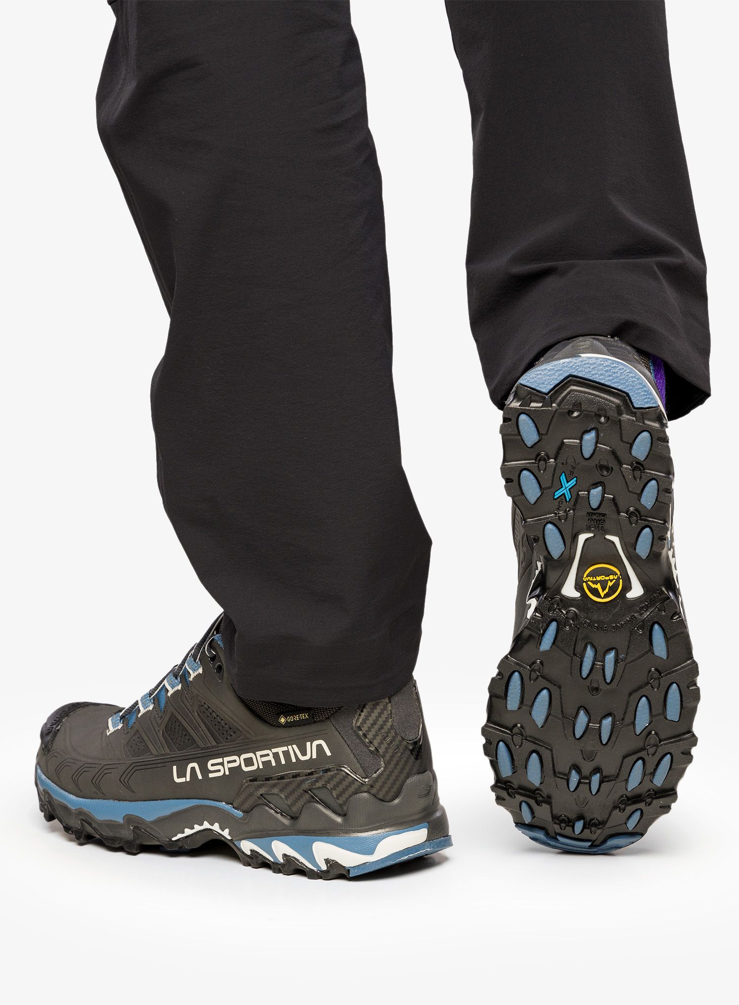 Ženski čevlji La Sportiva Ultra Raptor II Leather GTX - carbon/atlantic
