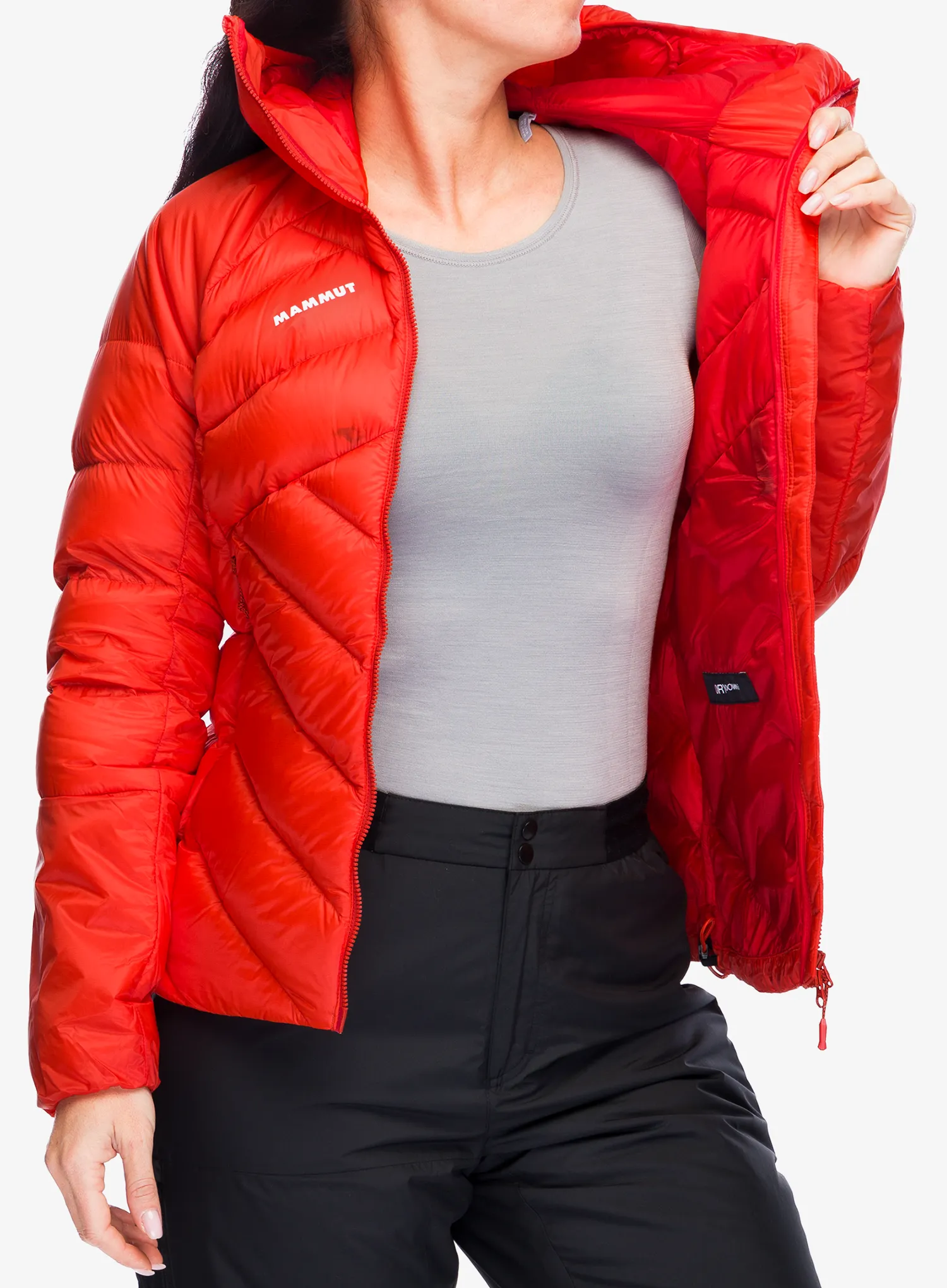 Ženska puhovka Mammut Taiss IN Hooded Jacket - mammut red