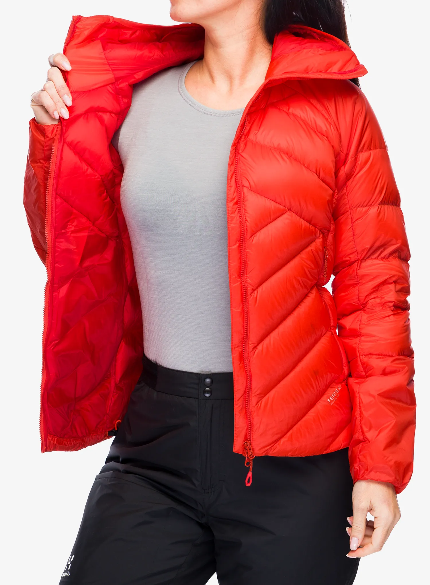Ženska puhovka Mammut Taiss IN Hooded Jacket - mammut red