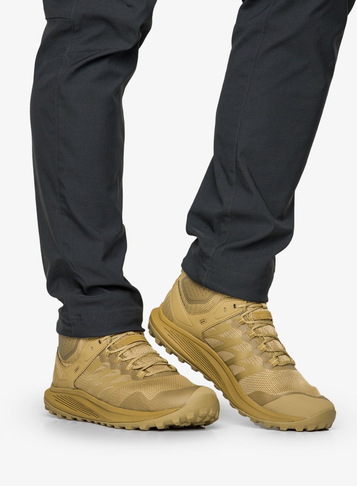 Taktični čevlji Merrell Nova 3 Tactical Mid WP  - dark coyote