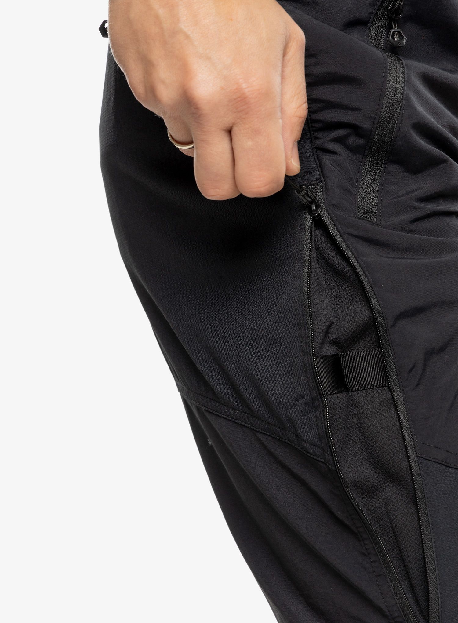Pohodne hlače Montane Terra Pants - black