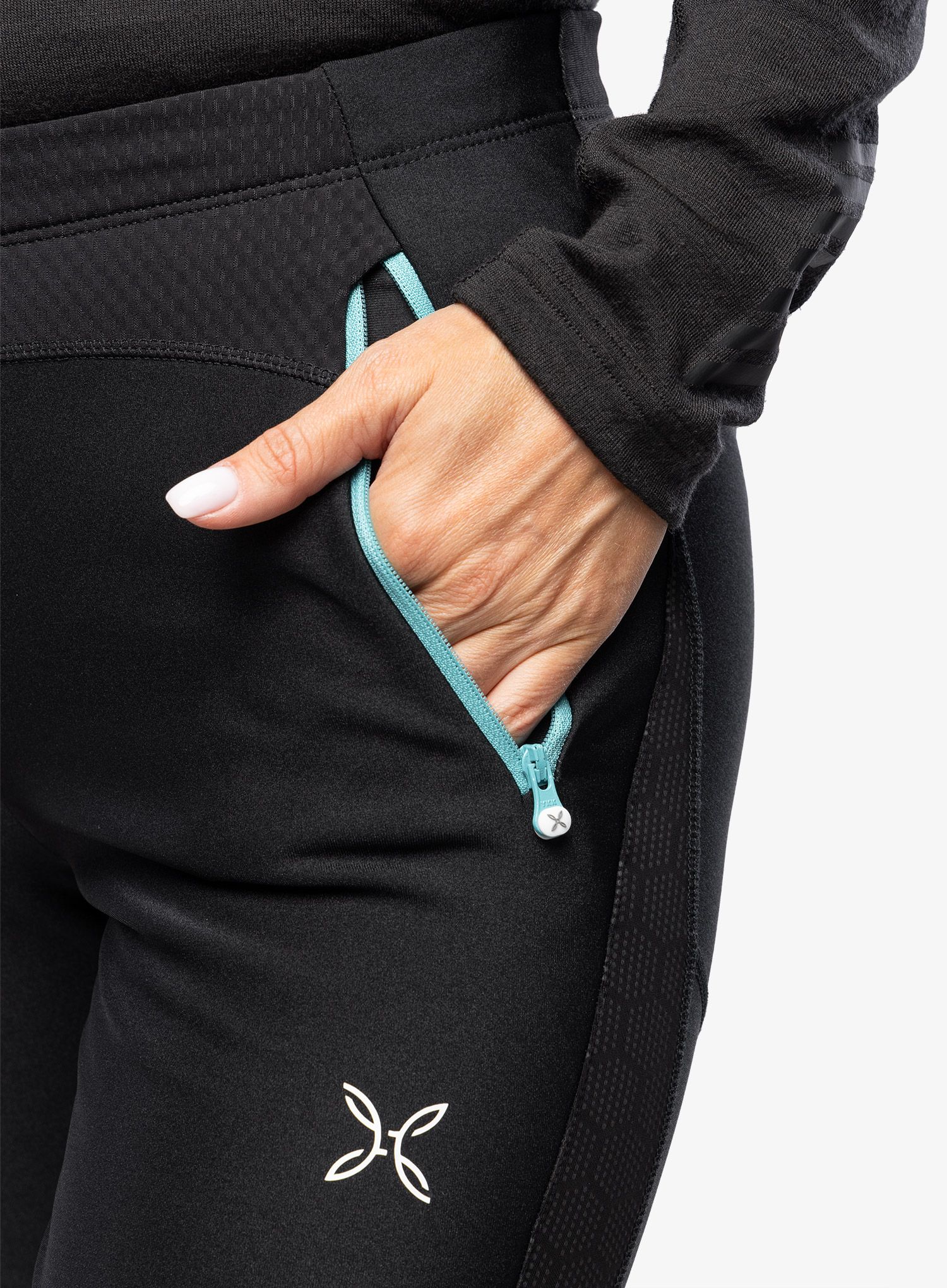 Ženske pohodniške hlače Montura Evoque 2 Pants - black/light blue