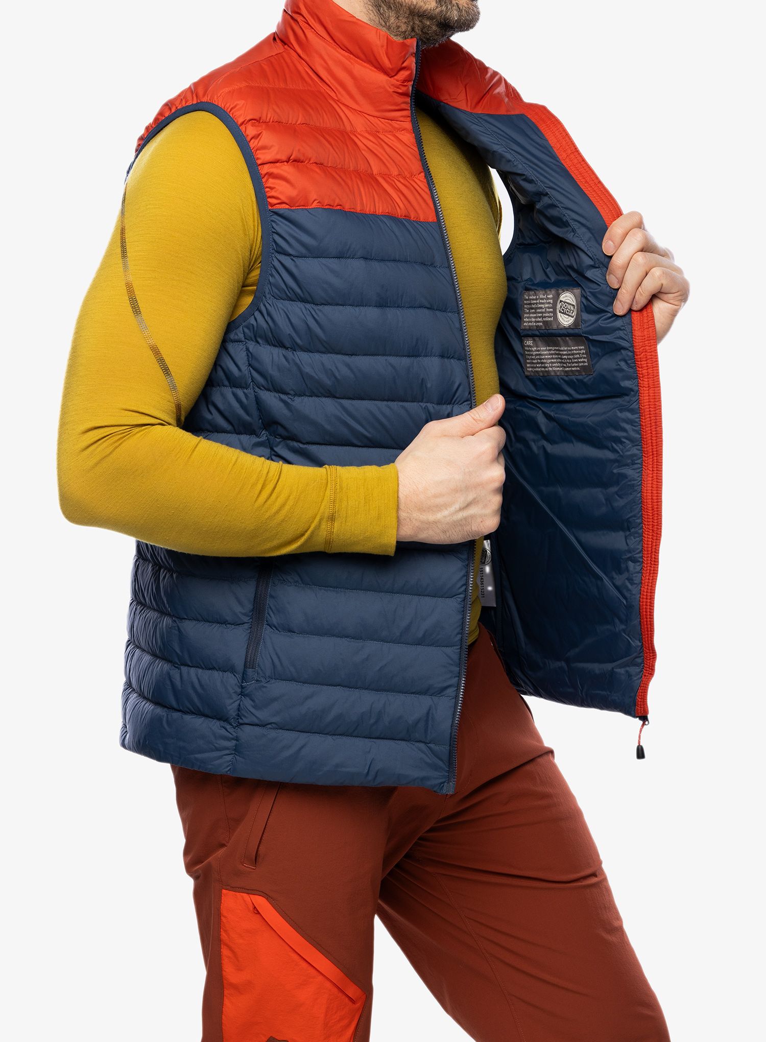 Puhasti brezrokavnik Mountain Equipment Earthrise Vest - dusk/red rock