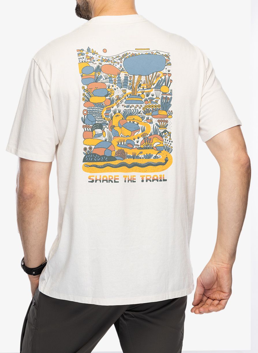 Bombažna majica Patagonia Commontrail Pocket Responsibili-Tee - birch white