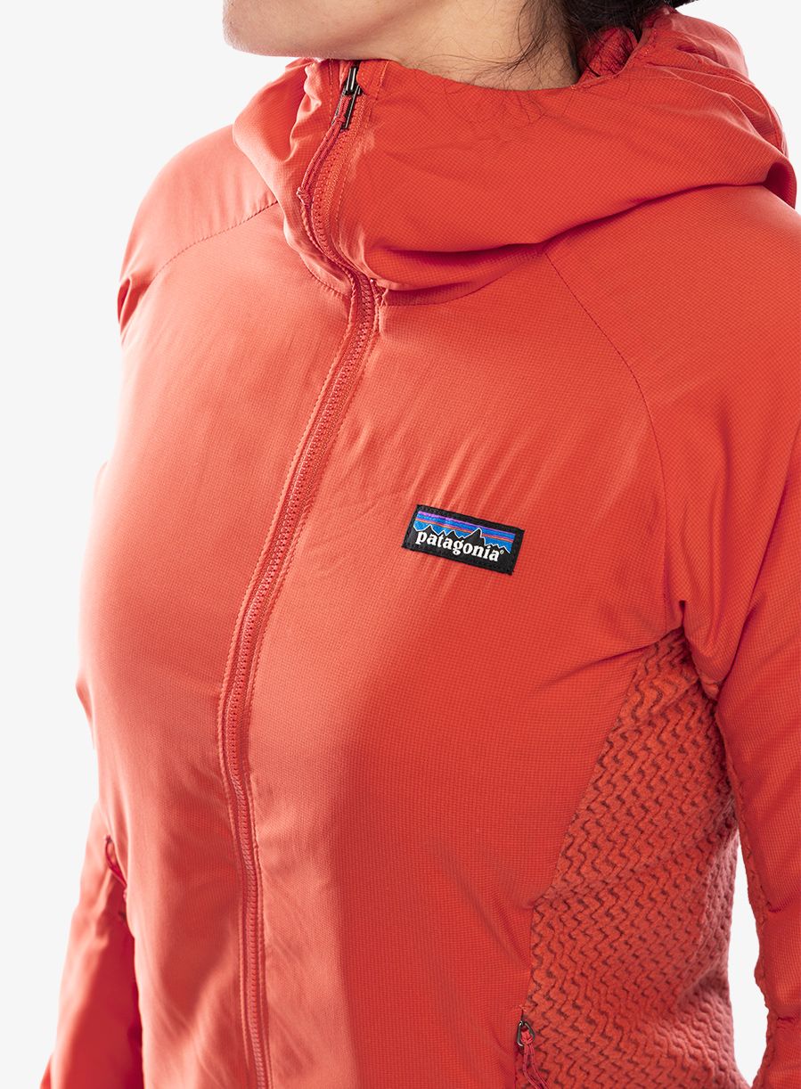Ženska hibridna jakna Patagonia Nano-Air Light Hybrid Hoody - pimento red