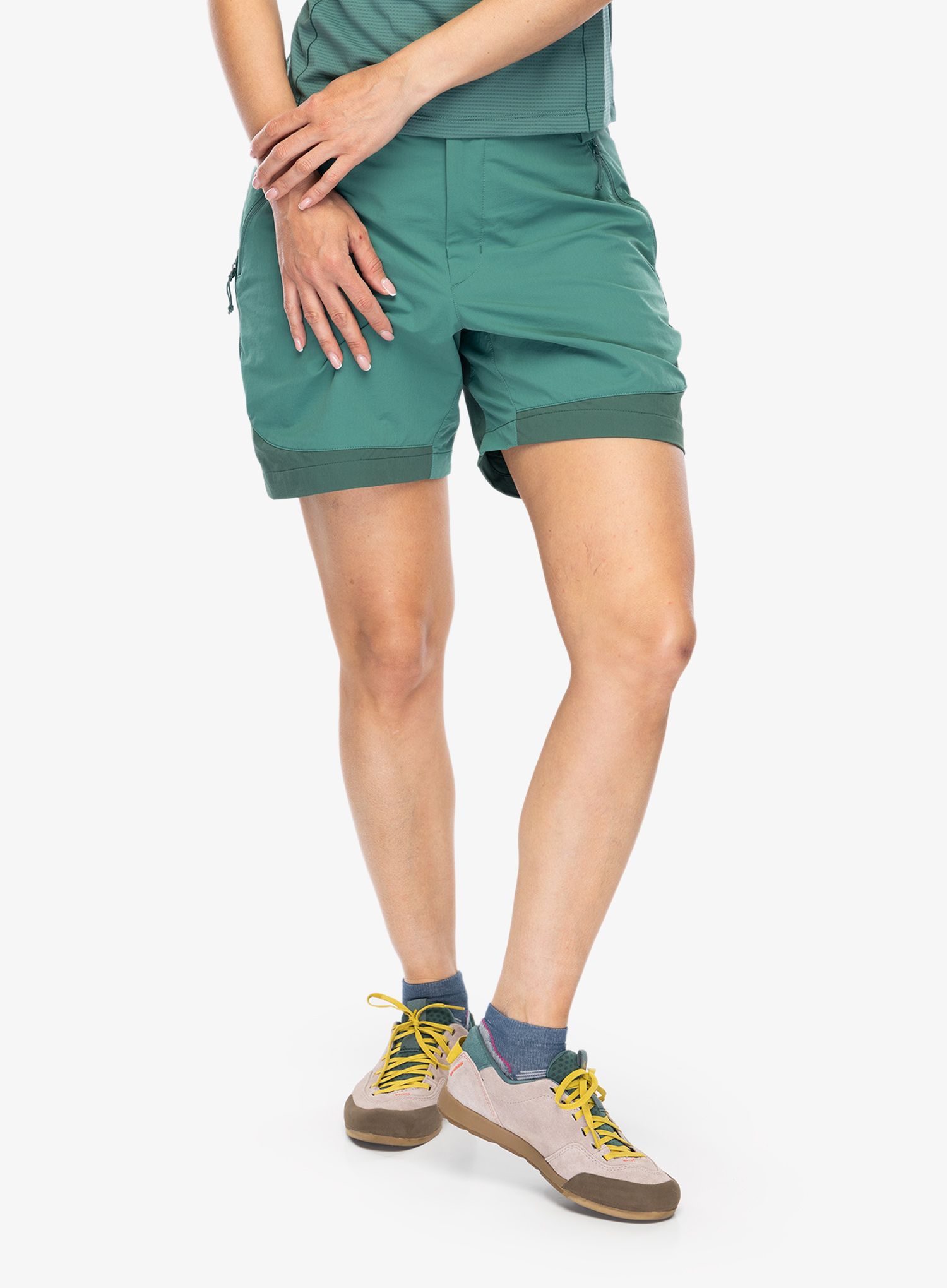 Ženske pohodniške kratke hlače Rab Torque Mountain Shorts - eucalyptus/green slate