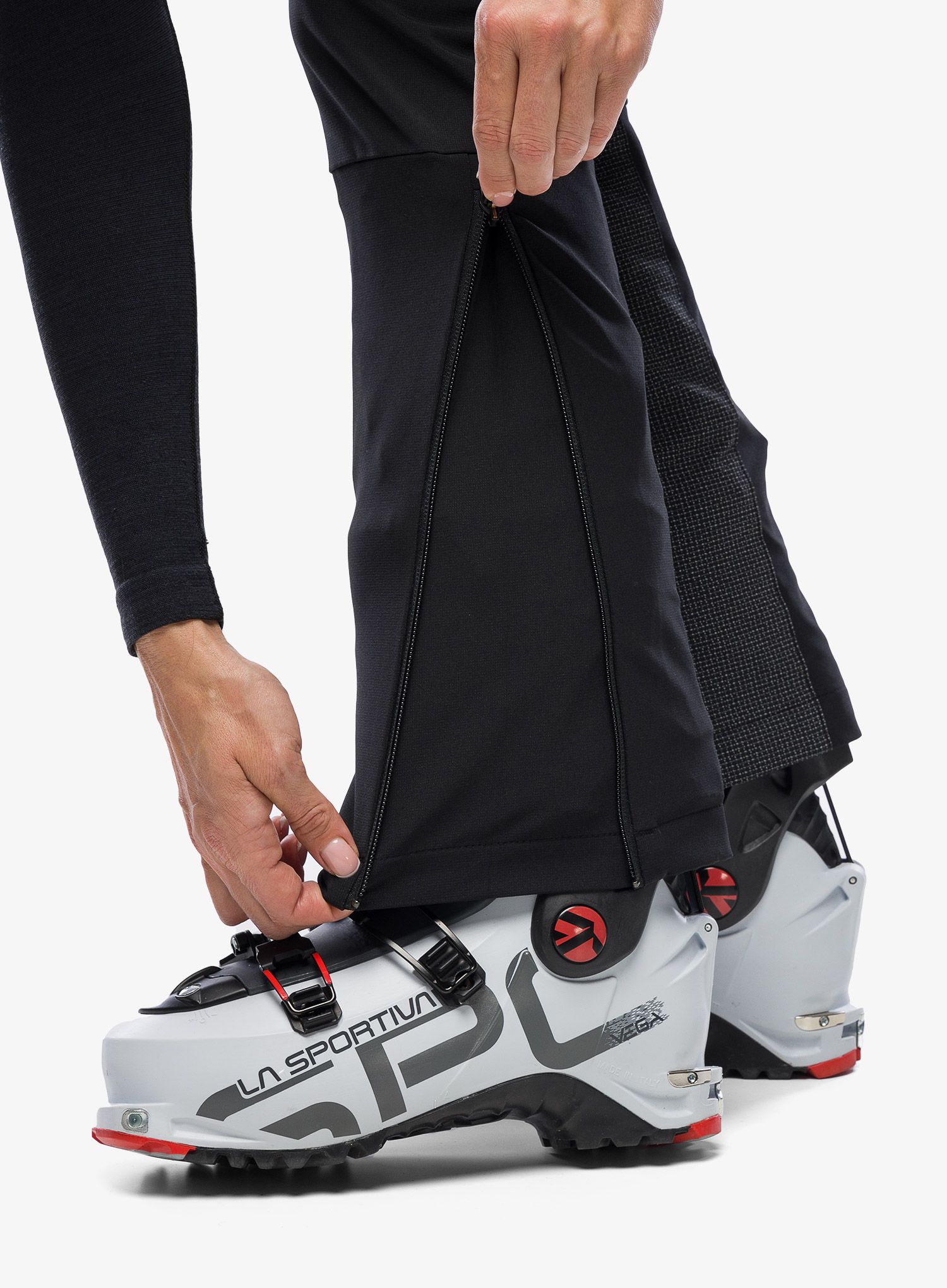 Ženske softshell hlače Salewa Lagorai Pant - black out