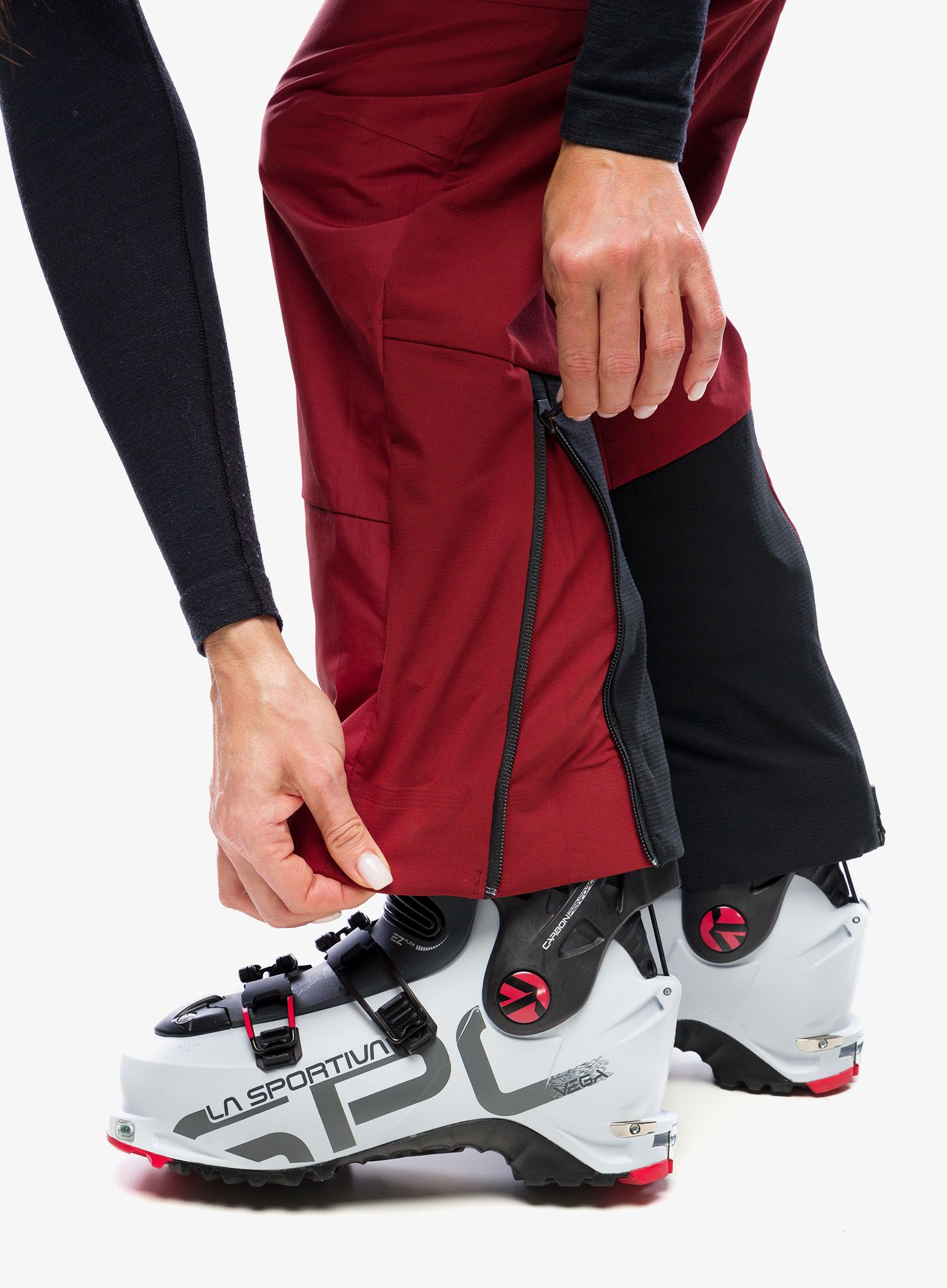 Ženske pohodniške hlače Salewa Sella DST Hyb Pant - syrah