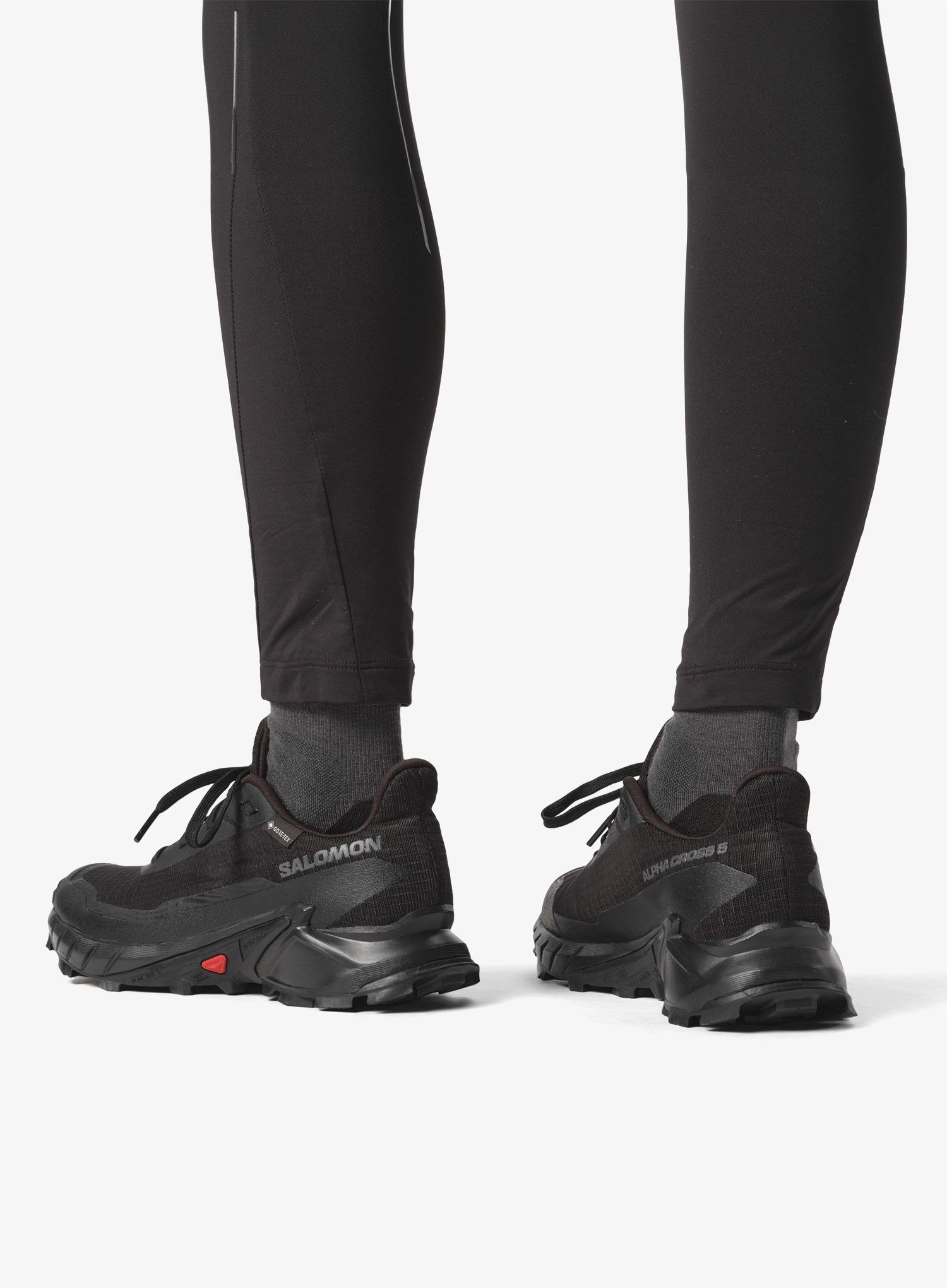 Ženski tekaški čevlji Salomon Alphacross 5 GTX - black/black/ebon