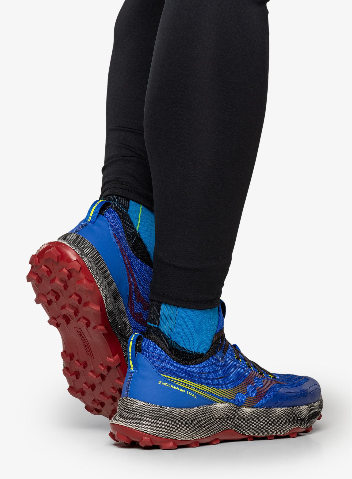 Moški tekaški čevlji Saucony Endorphin Trail - blue raz/spice