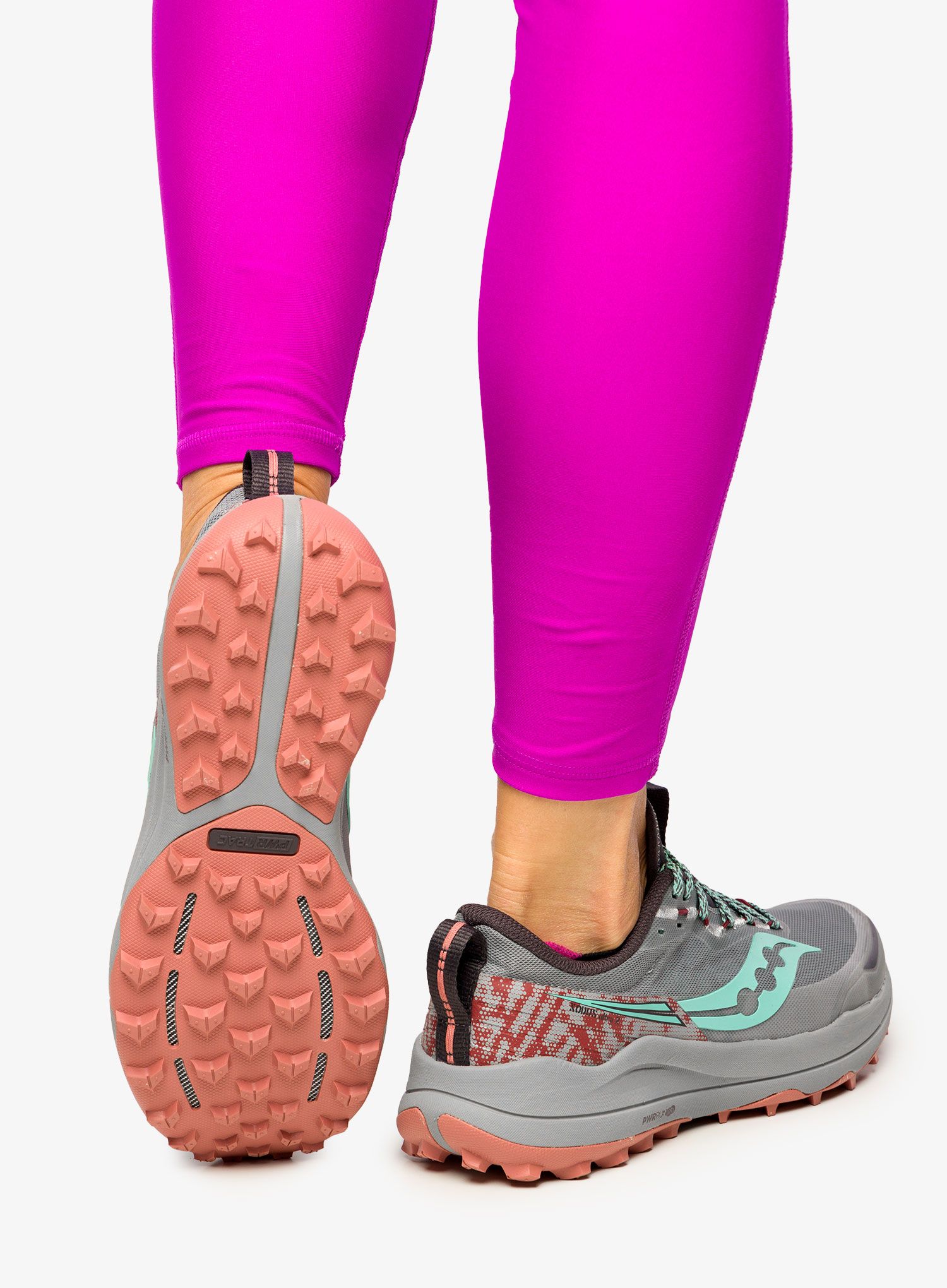 Ženski tekaški čevlji Saucony Xodus Ultra 2  - fossil/soot
