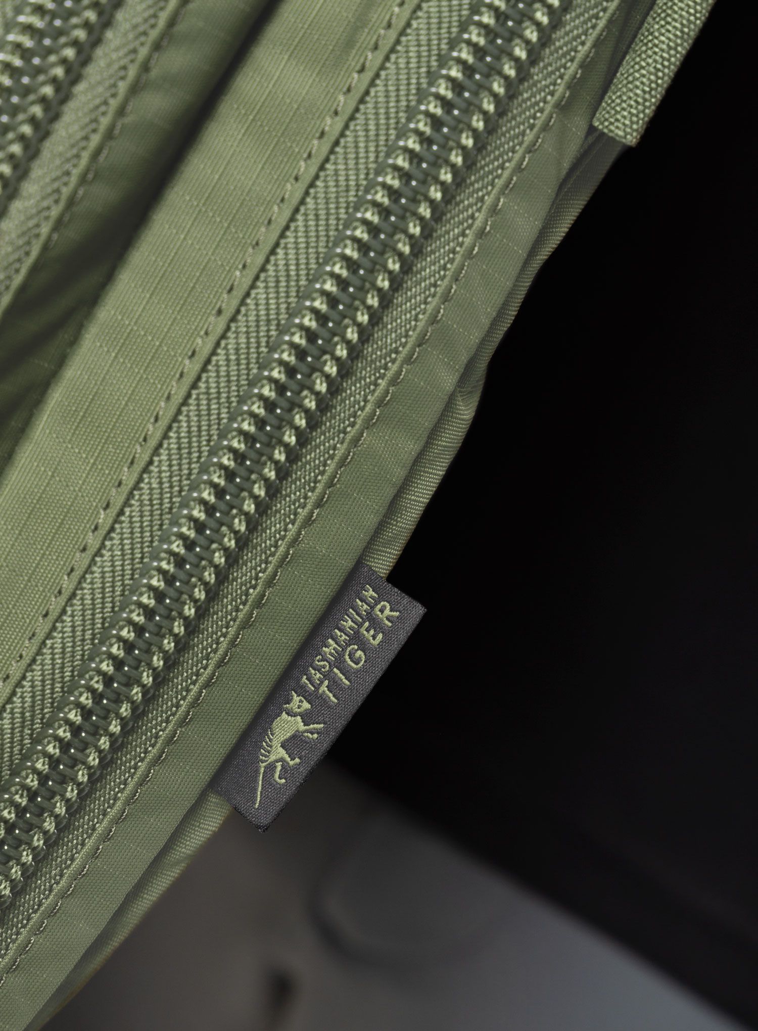 Taktična torba Tasmanian Tiger Shoulder Bag - olive