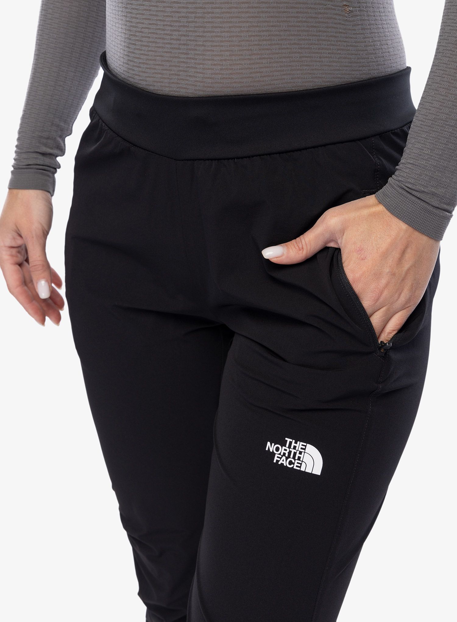 Ženske hlače The North Face Ridge Po Slim Straight Pant - tnf black/tnf black