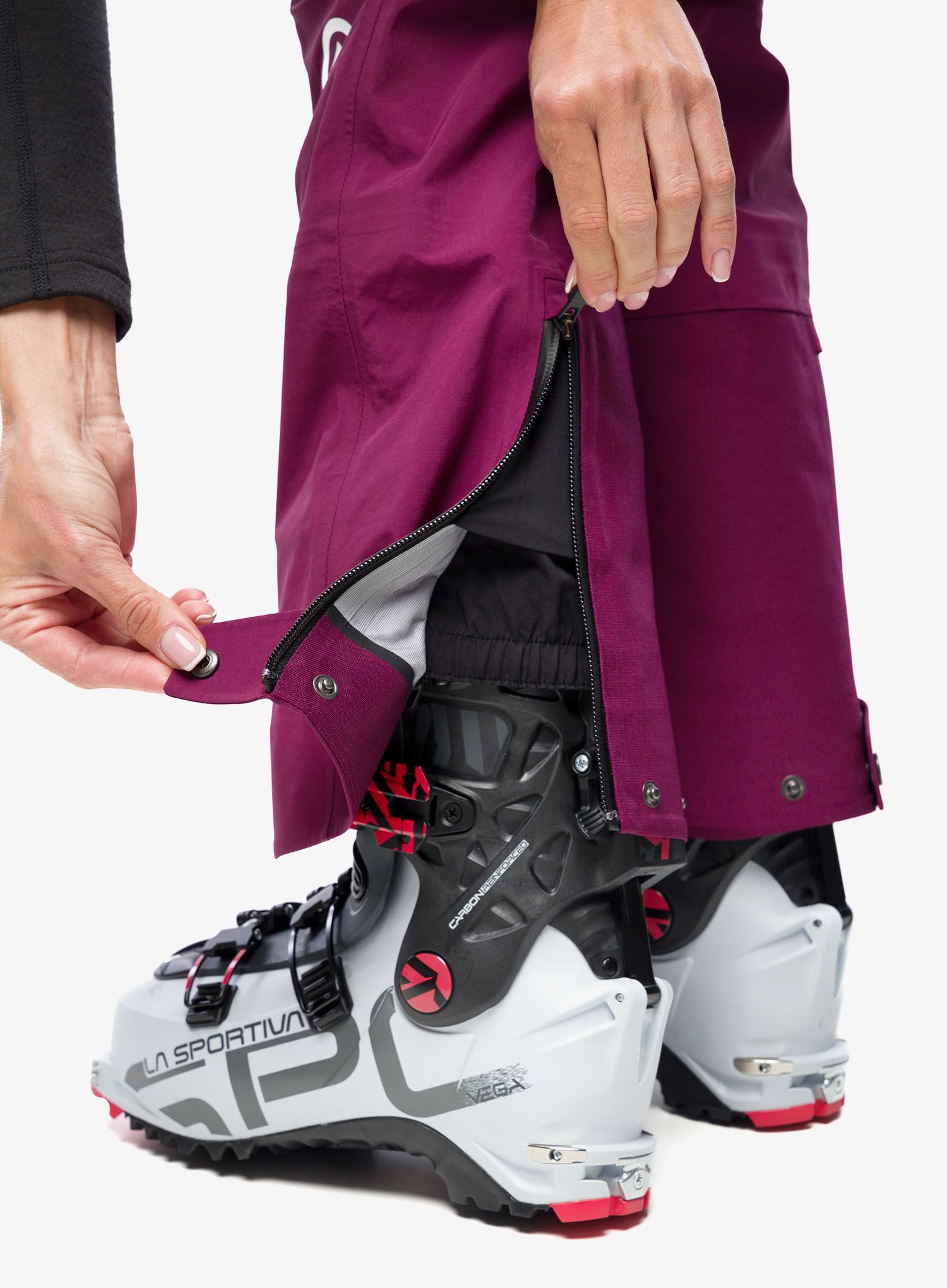 Ženske pohodniške hlače The North Face Summit Chamlang FUTURELIGHT Pant - boysenberry