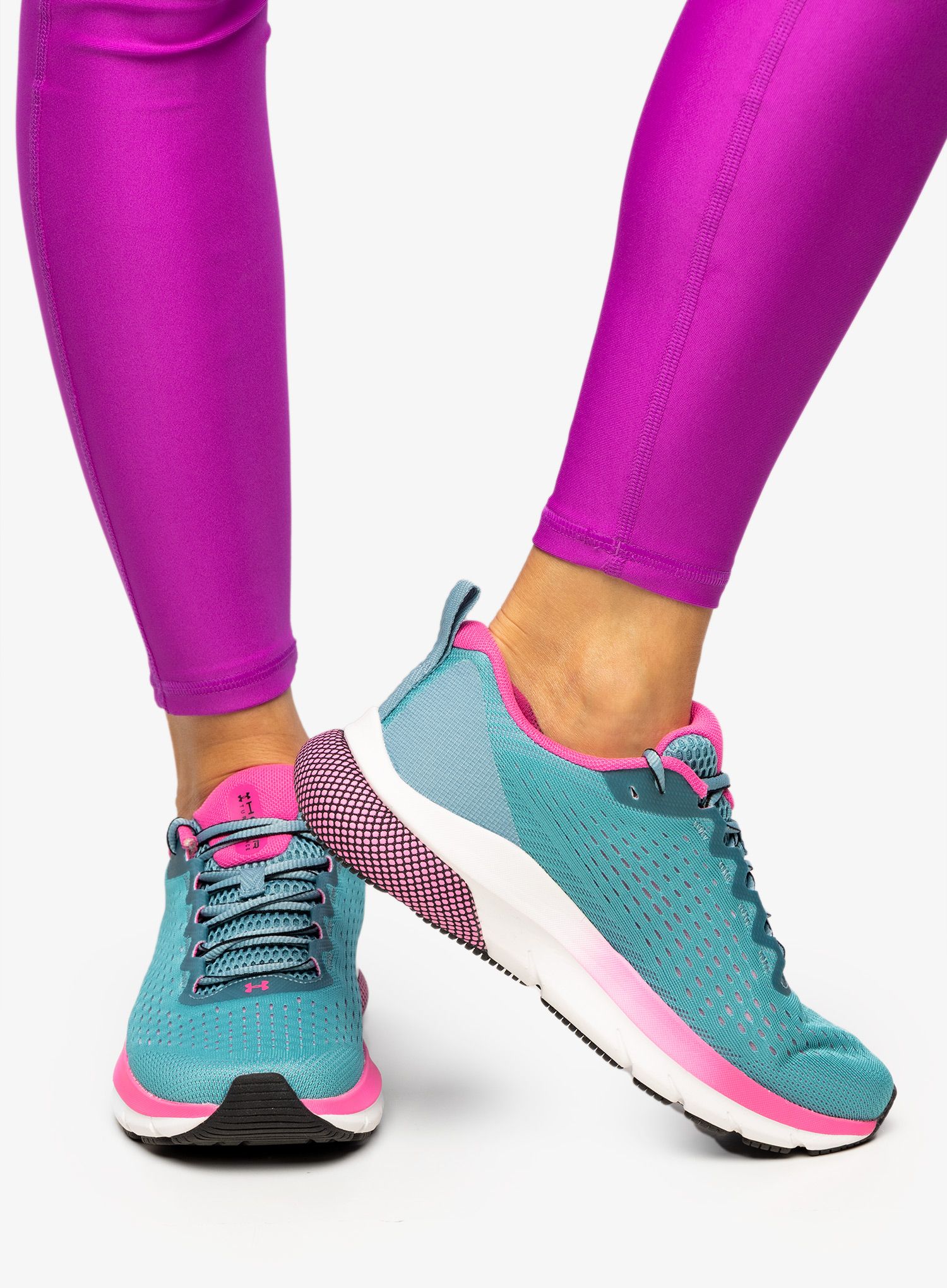 Ženski tekaški čevlji Under Armour HOVR Turbulence - still water/rebel pink/r. pink