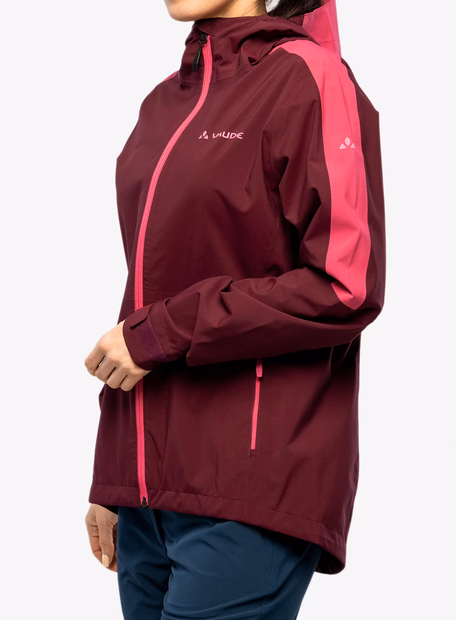 Ženska nepremočljiva jakna Vaude Moab Rain Jacket II - cassis
