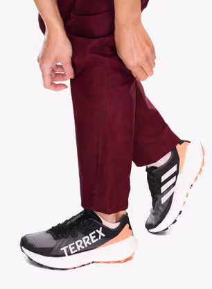 Ženski tekaški čevlji adidas TERREX Agravic Speed - core black/grey one/amber tint