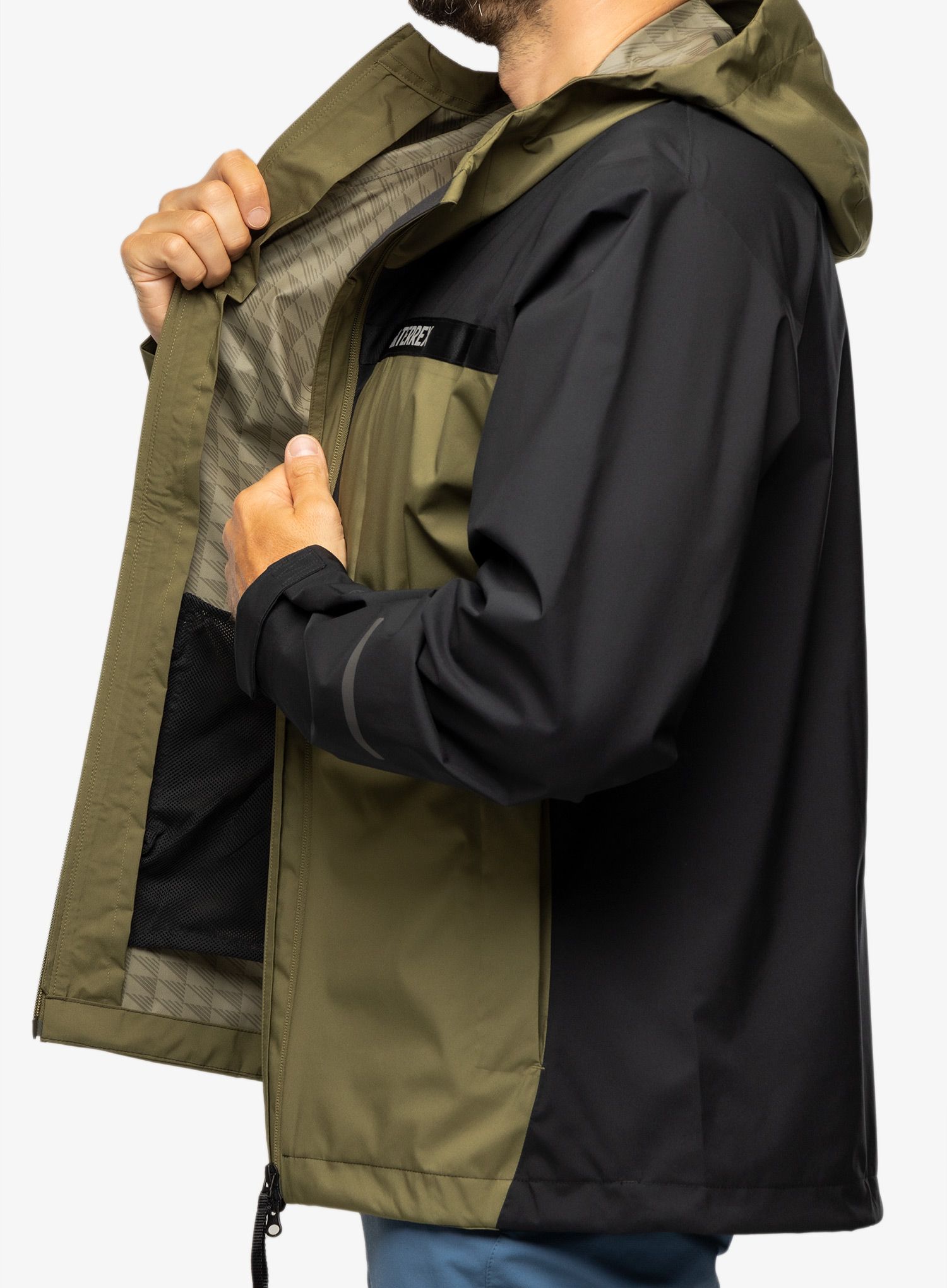 Nepremočljiva jakna adidas TERREX Multi RAIN.RDY 2.5L Jacket - focus olive/black