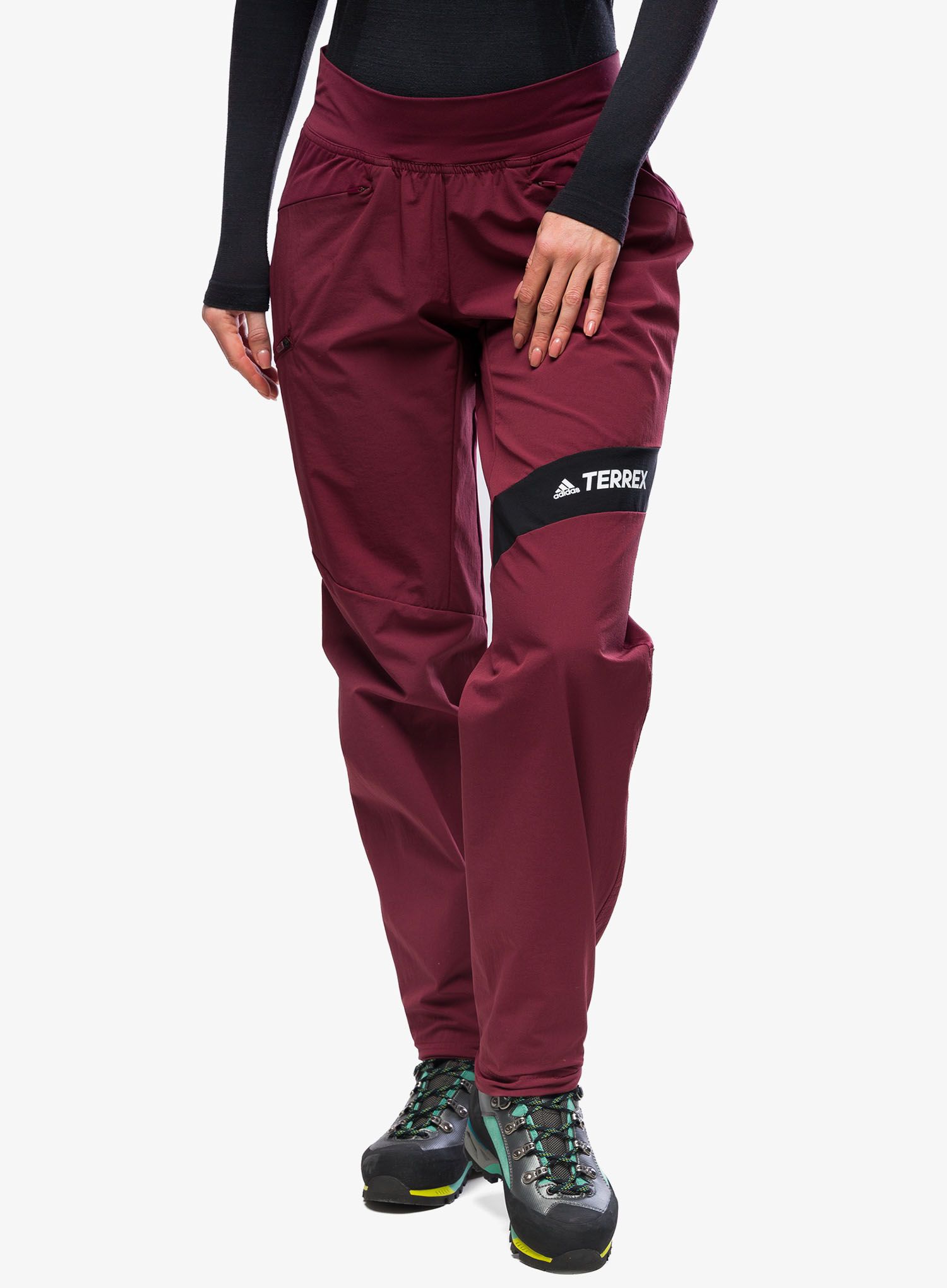 Ženske softshell hlače adidas TERREX Techrock Alpine Climbing Pants - shadow red