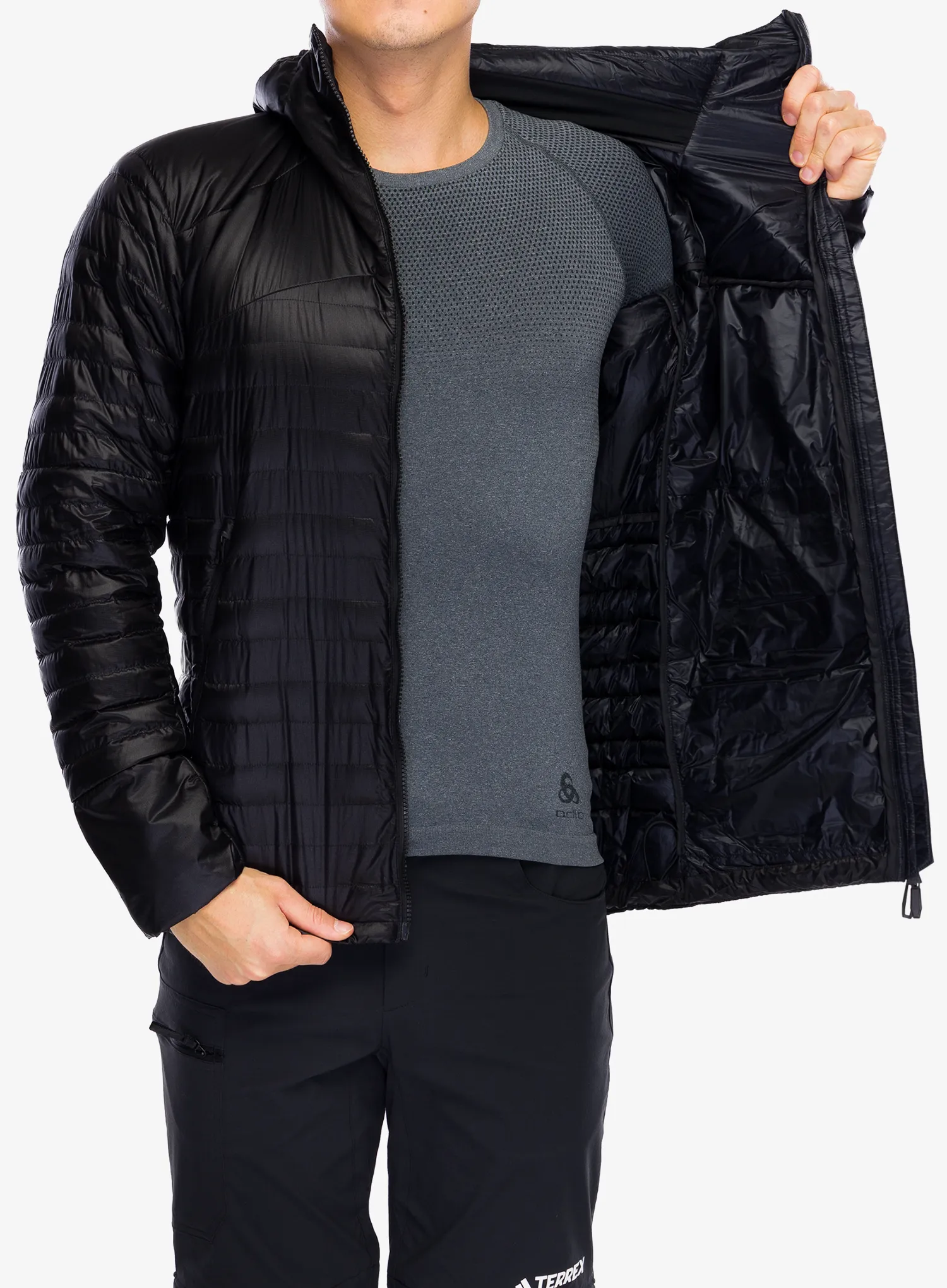 Puhovka adidas TERREX Techrock Down Hooded Jacket - black