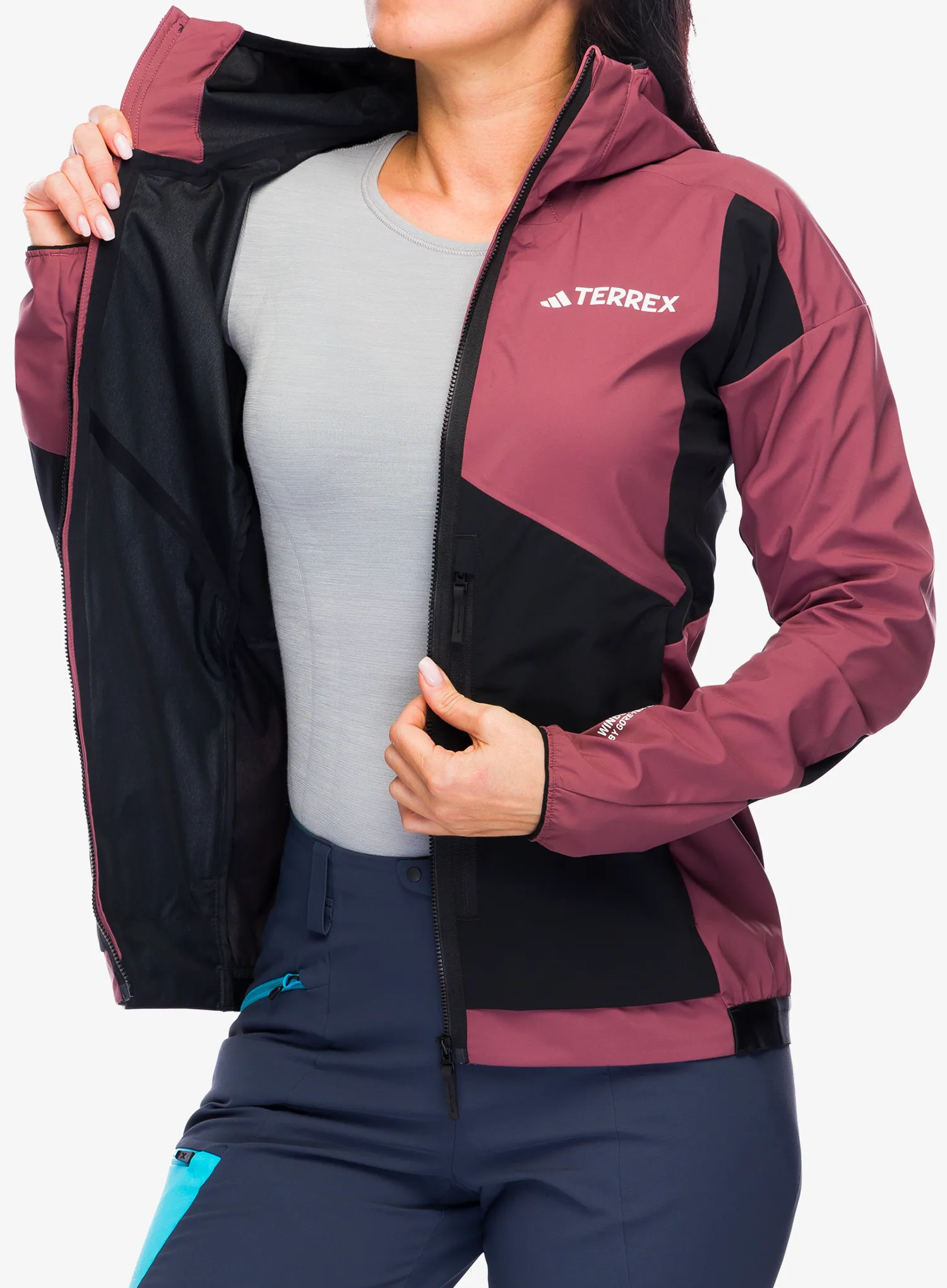 Ženska softshell jakna adidas TERREX Techrock GORE-TEX WINDSTOPPER Softshell Jkt - quiet crimson/blk