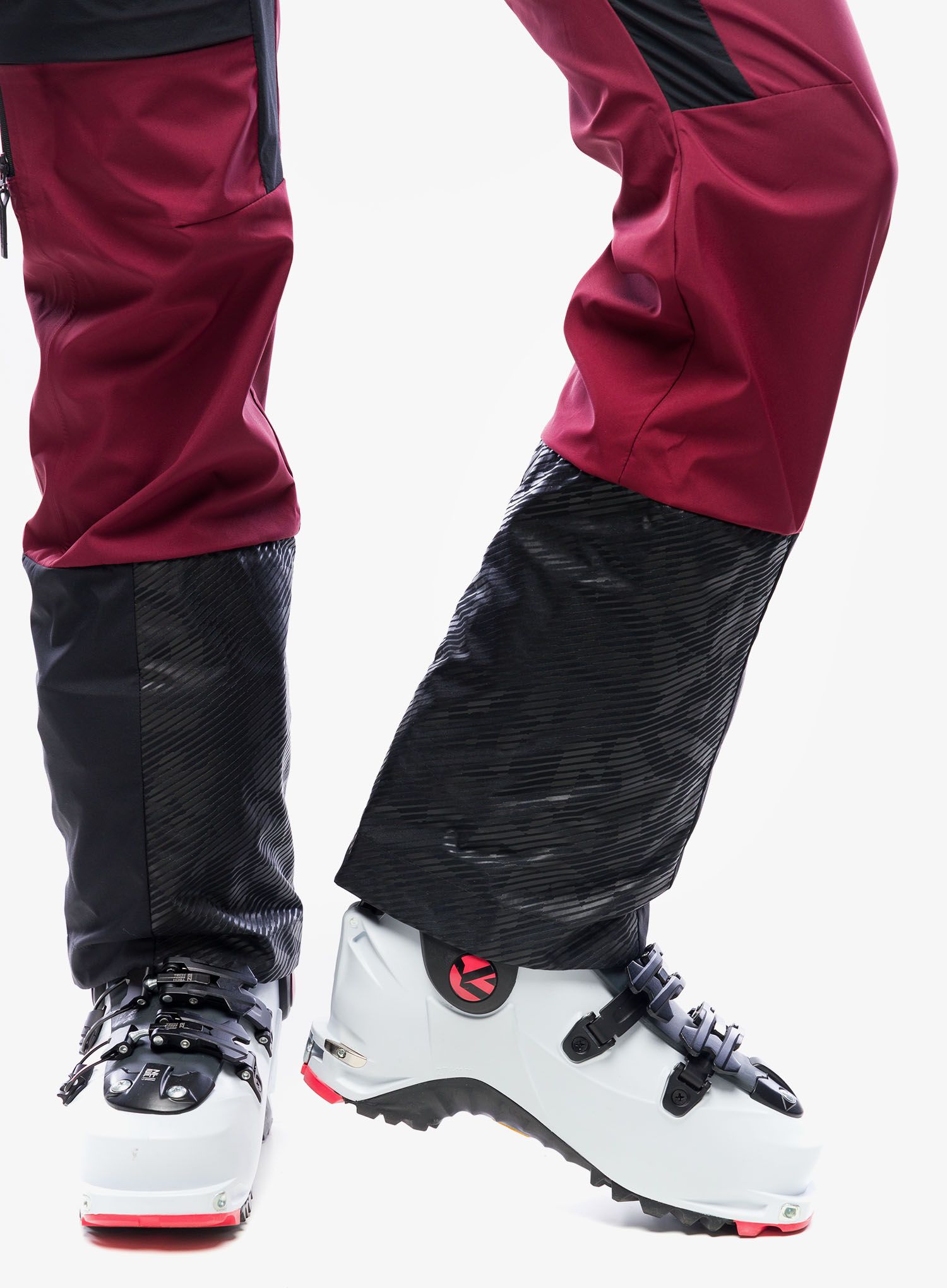 Ženske softshell hlače adidas TERREX Techrock Tour Softshell Pants - black/shadow red