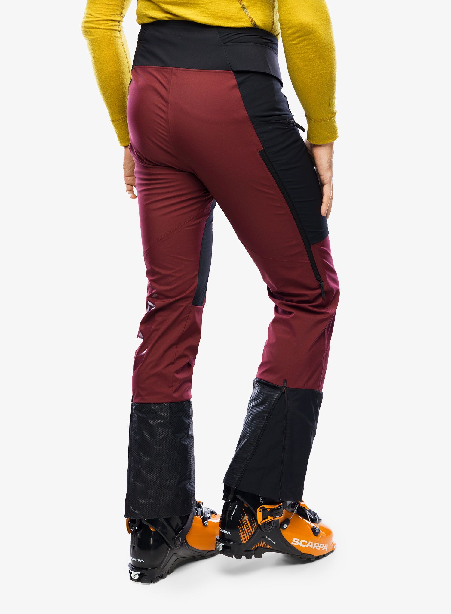 Hlače za turno smučanje adidas TERREX Techrock Tour Softshell Pants - black/shadow red