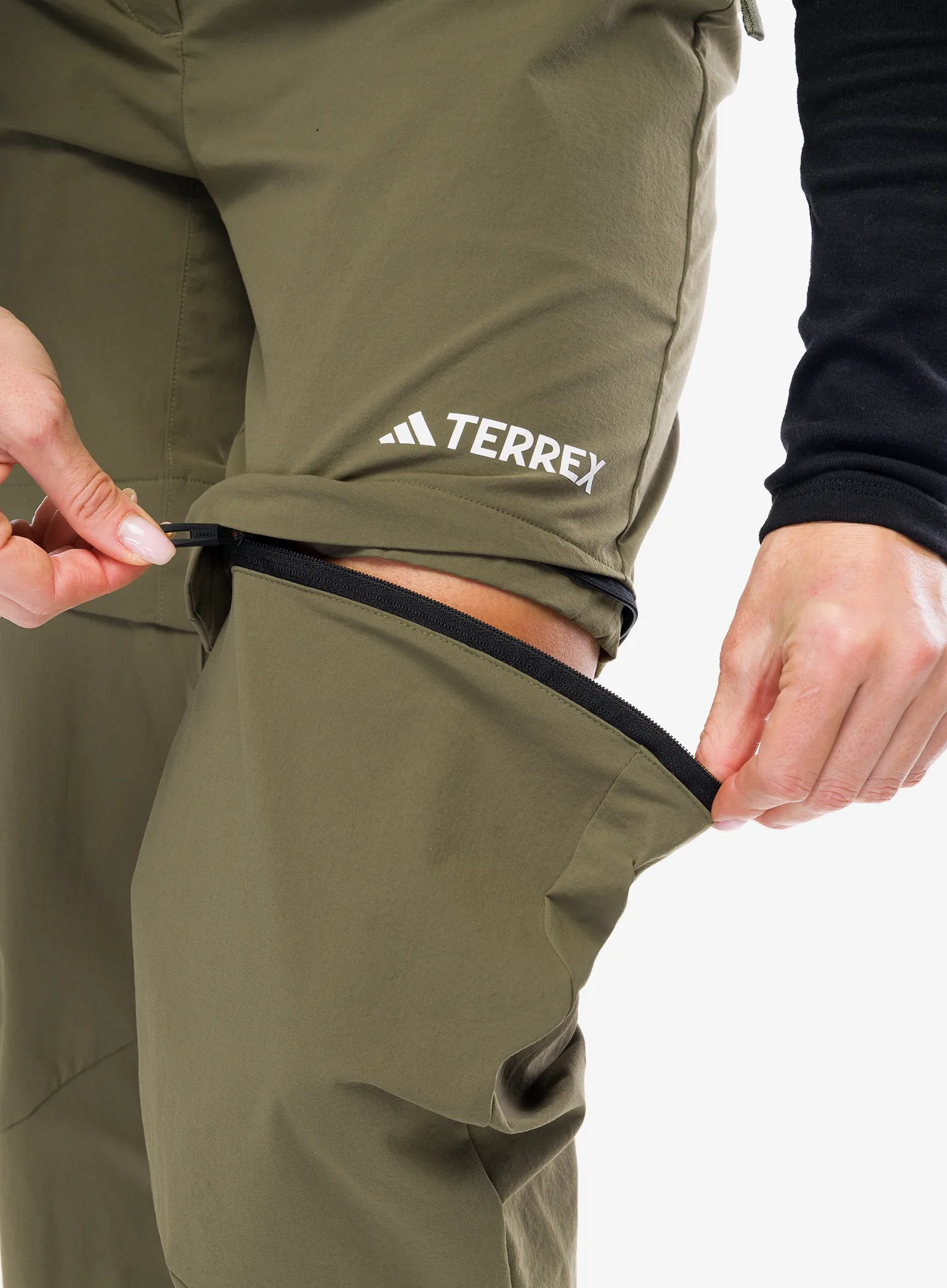 Ženske hlače adidas TERREX Utilitas Zip Off Pants - olive strata