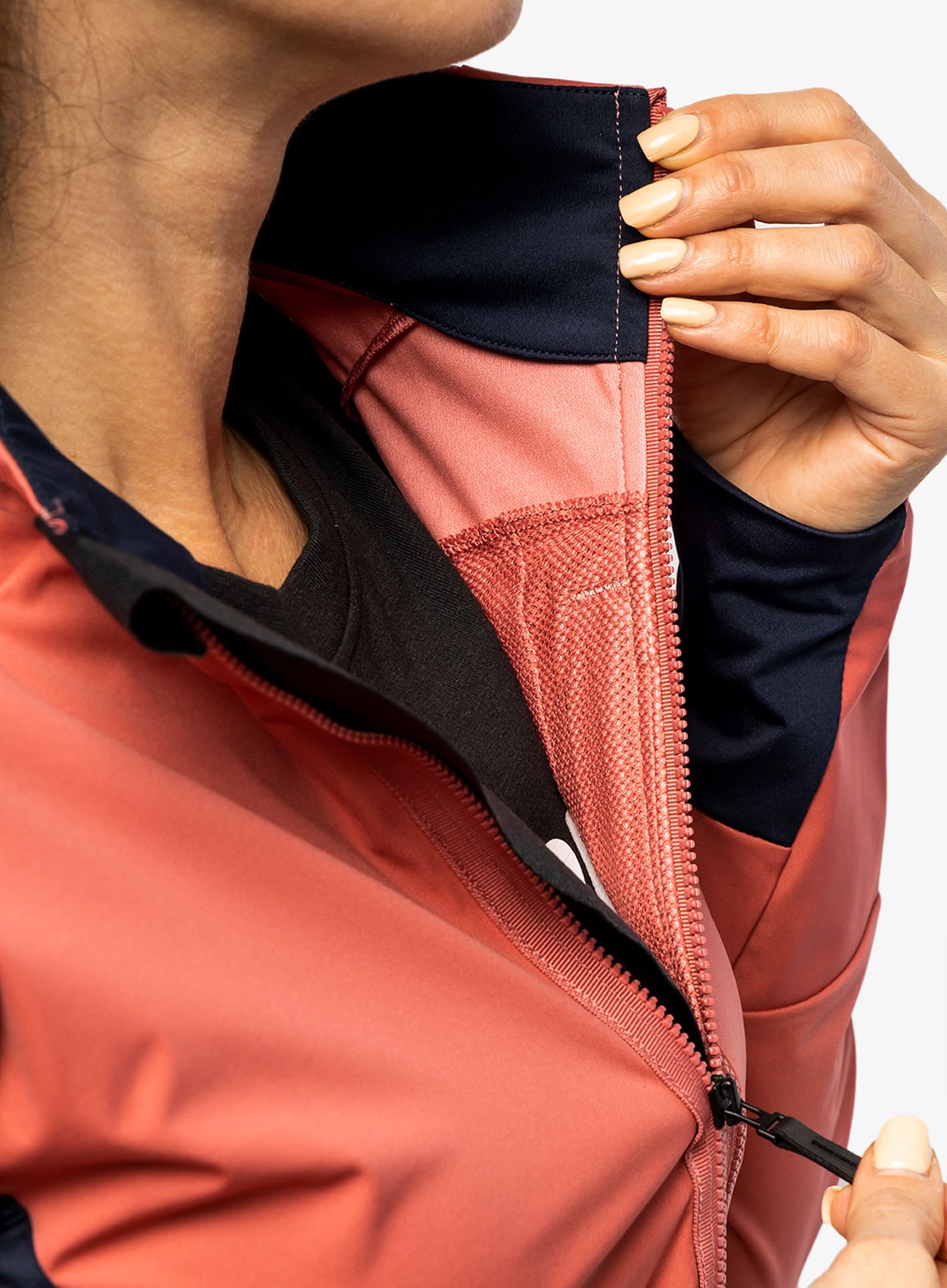 Ženska tekaška jakna adidas TERREX Xperior Cross-Country Ski Soft Shell Jacket - wonder red