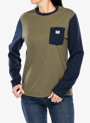 Puloverji brez kapuce Patagonia L/S Shop Sticker Pocket Responsibili-Tee - tent green