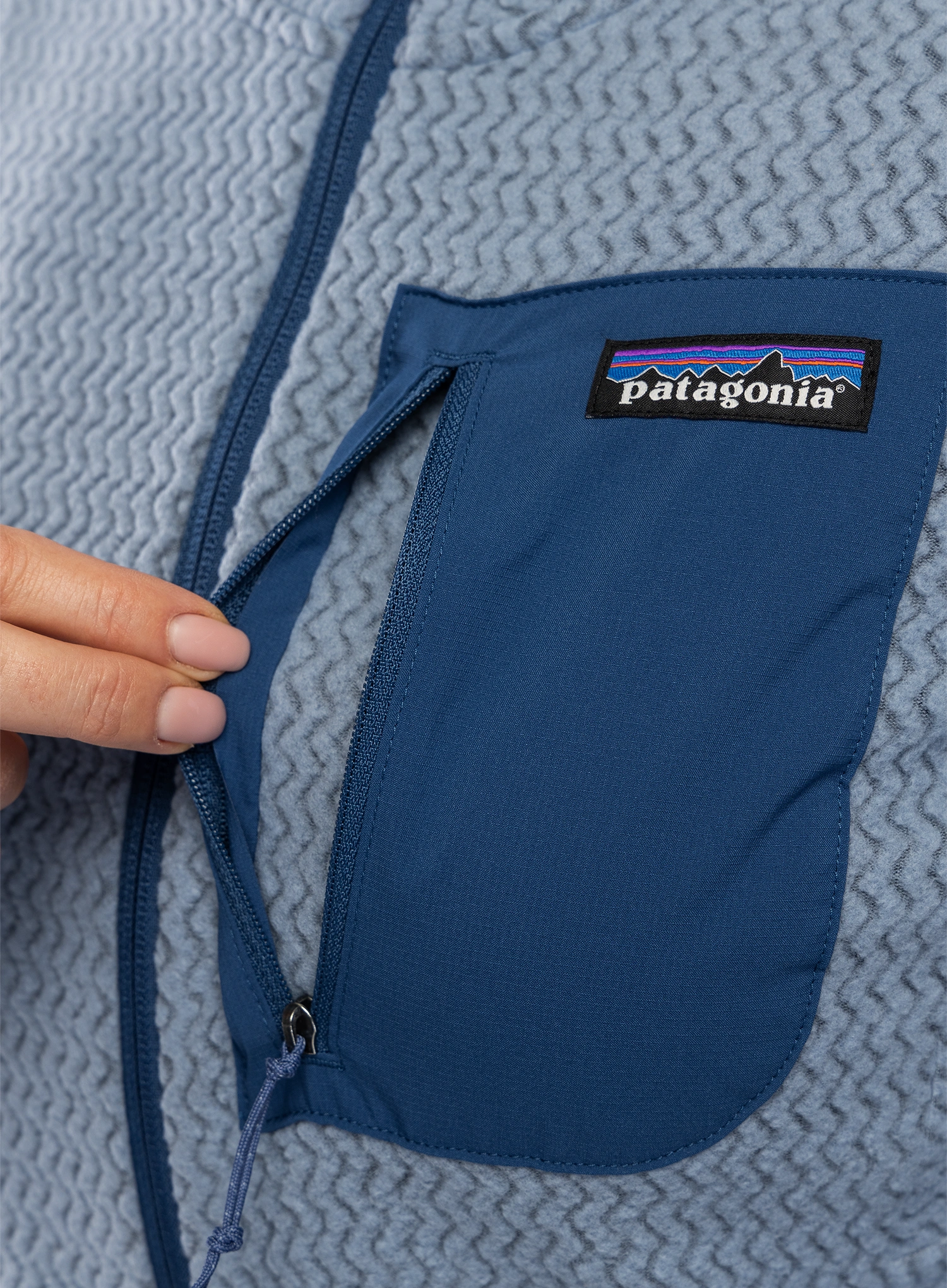 Ženska jopa s kapuco Patagonia R1 Air Full-Zip Hoody - barnacle blue